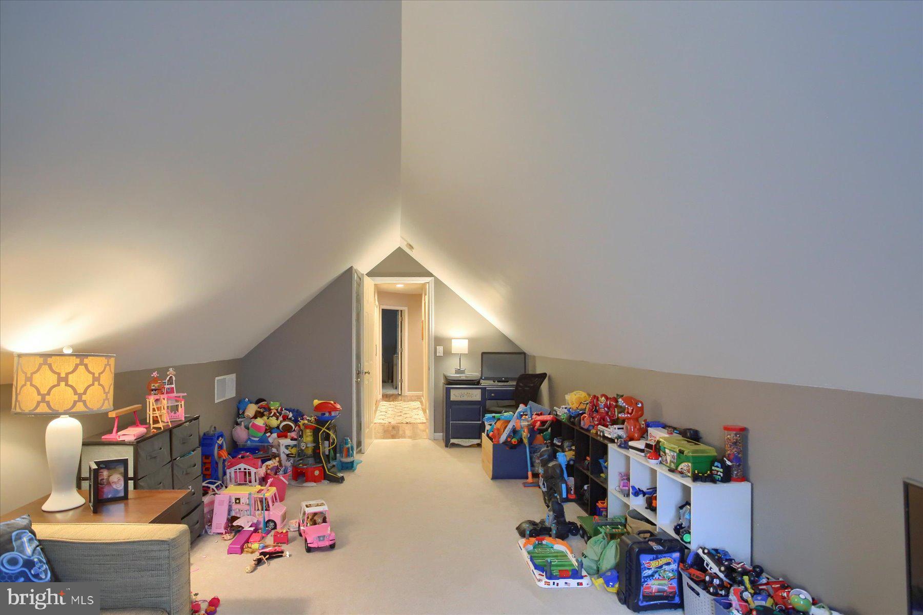 WHITETAIL CROSSING - Residential