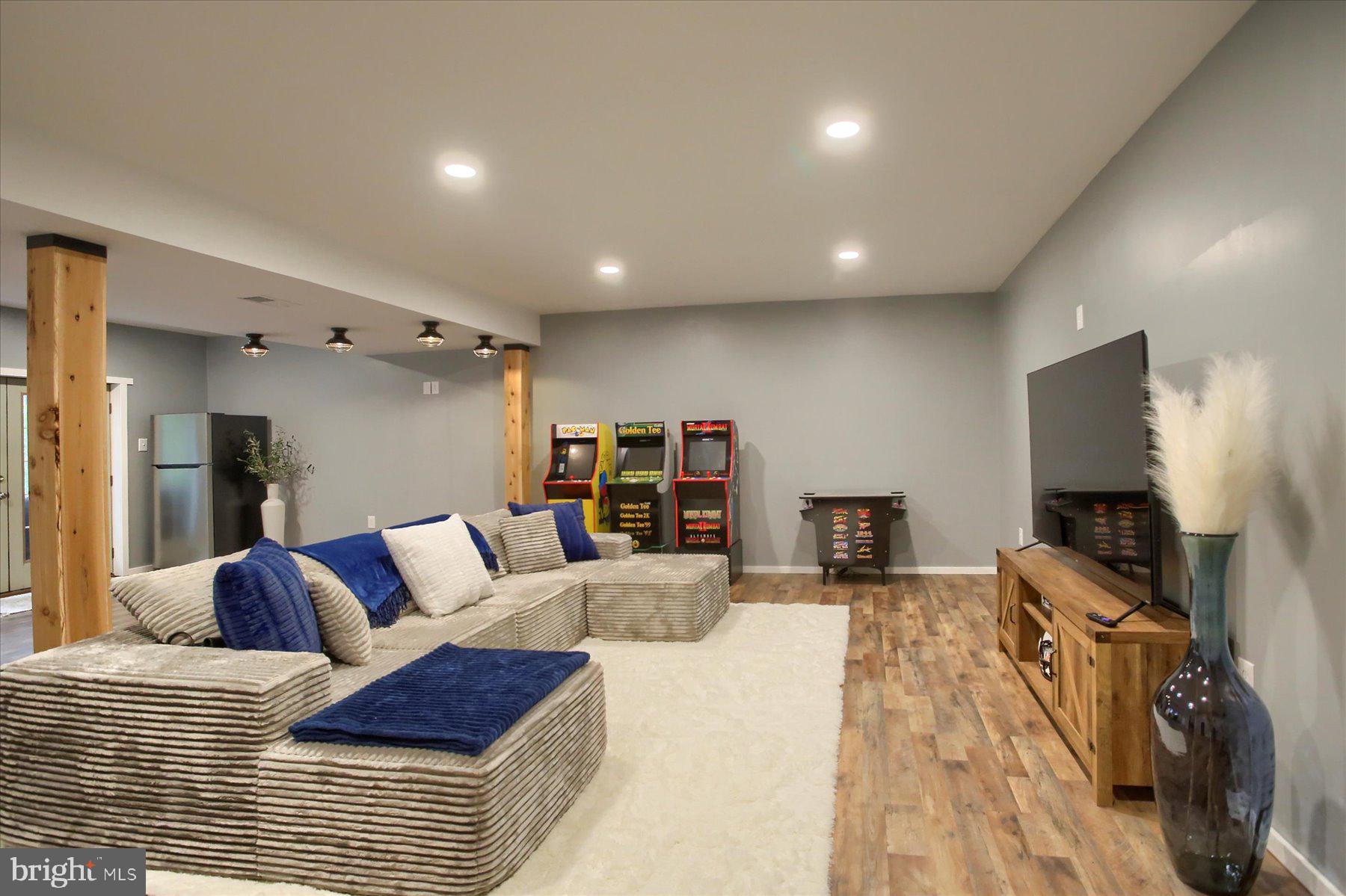 WHITETAIL CROSSING - Residential