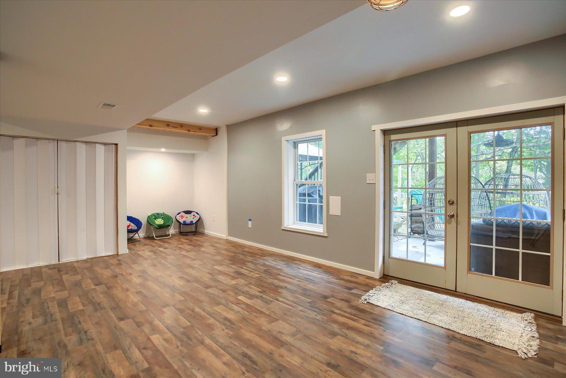 WHITETAIL CROSSING - Residential