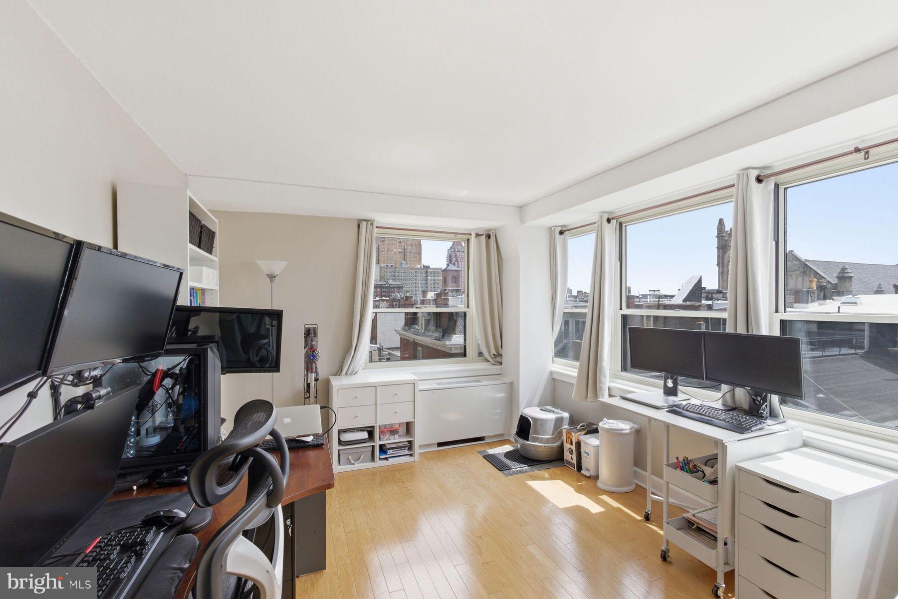 RITTENHOUSE SQUARE - Residential