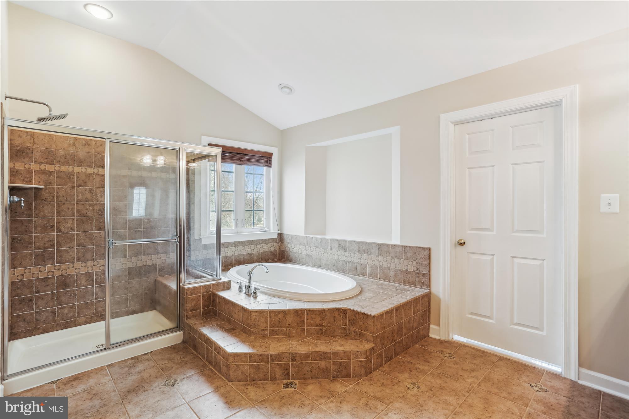 VILLAGES OF URBANA - Residential