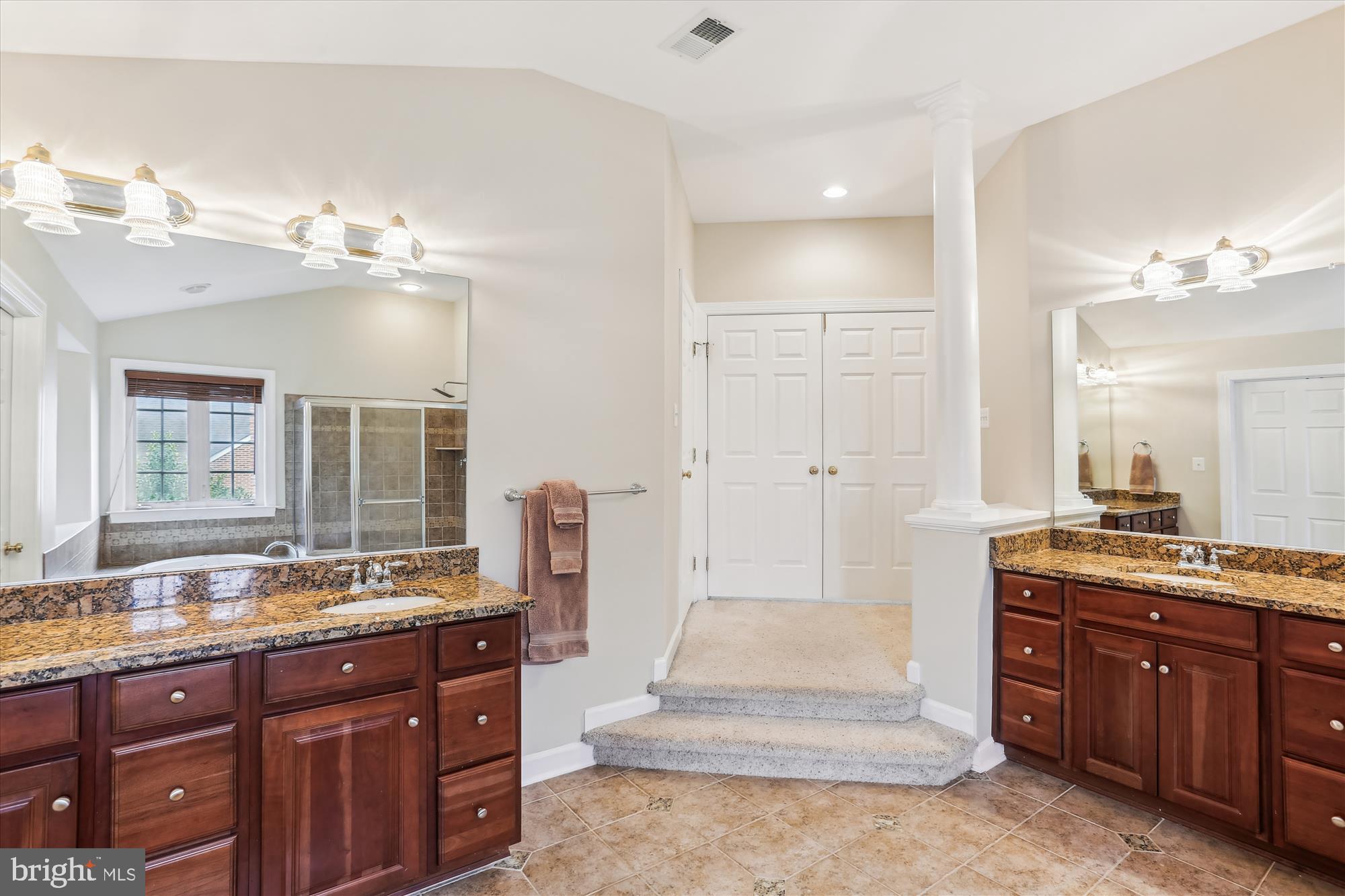 VILLAGES OF URBANA - Residential