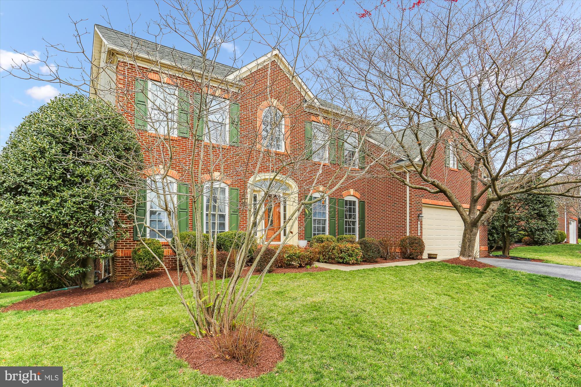 VILLAGES OF URBANA - Residential