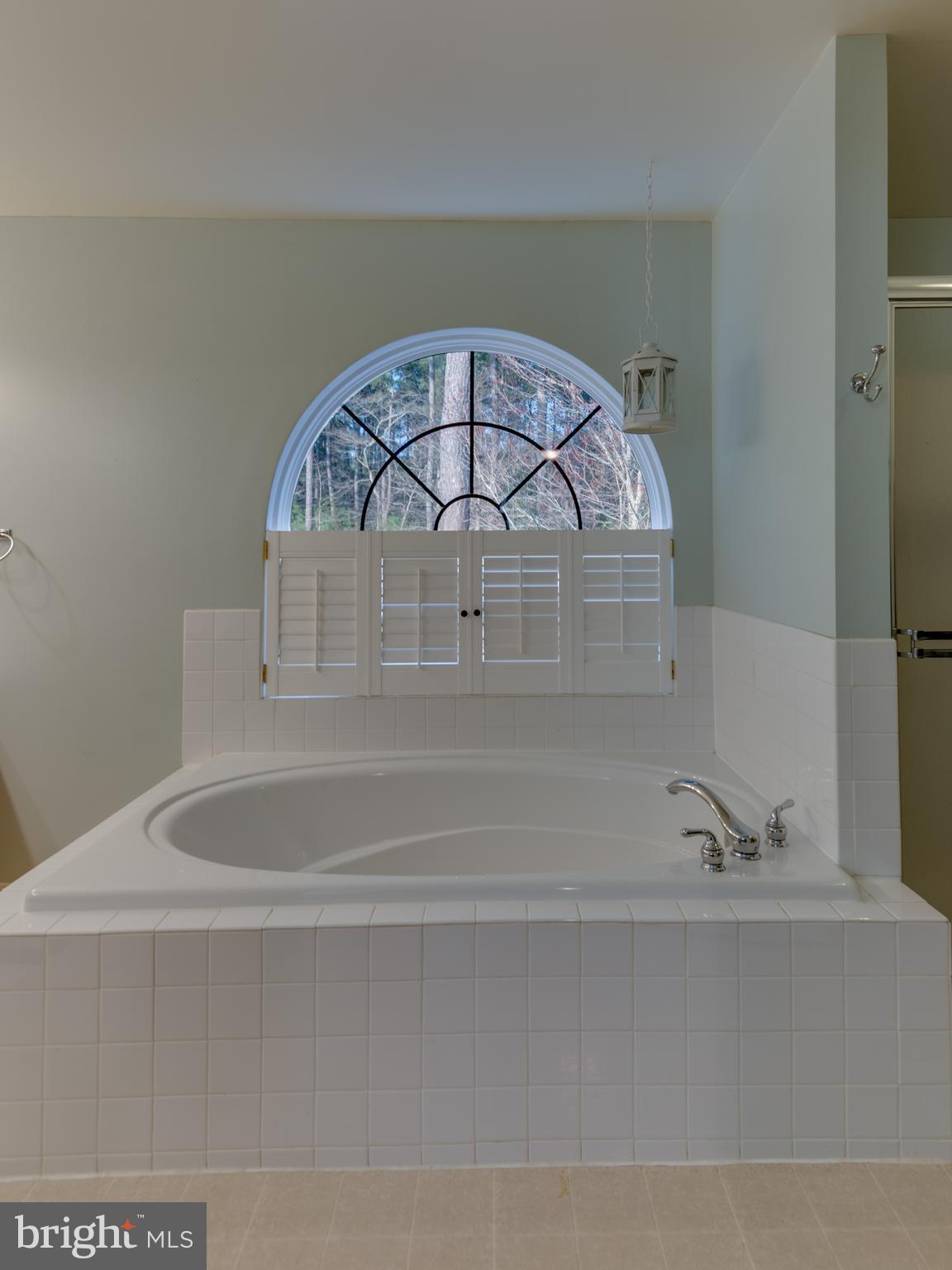 TALL PINES - Residential