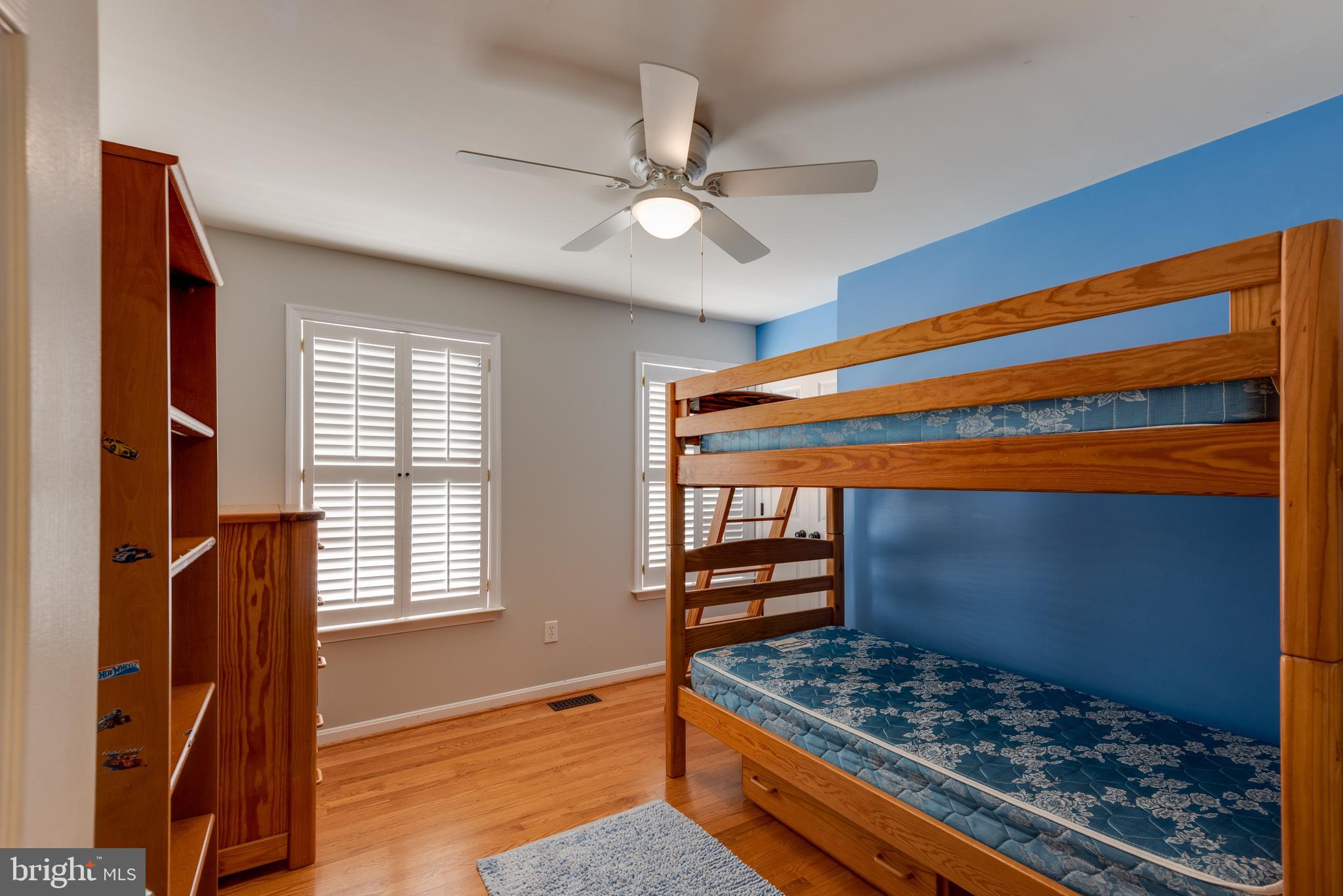 TALL PINES - Residential