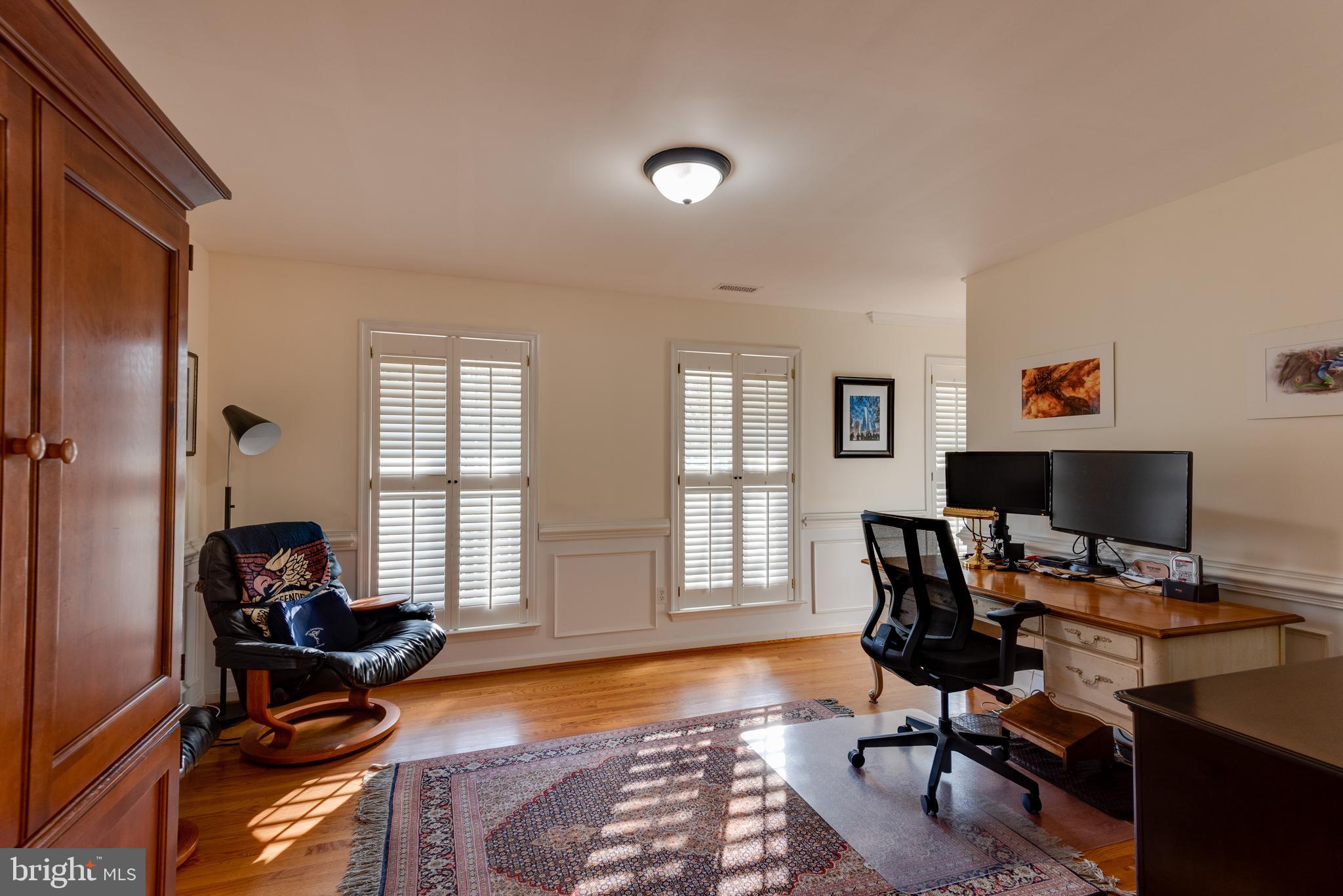 TALL PINES - Residential