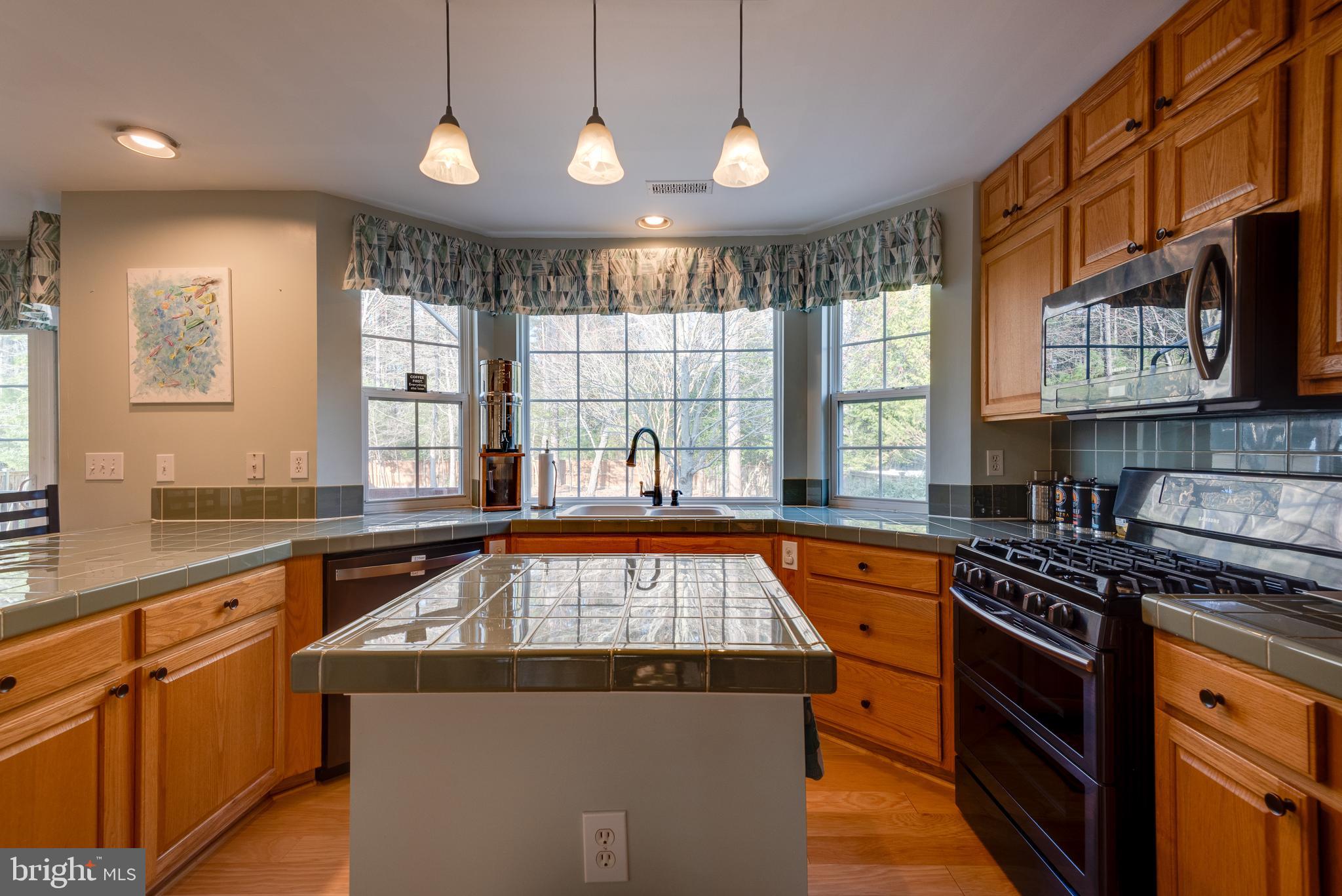 TALL PINES - Residential