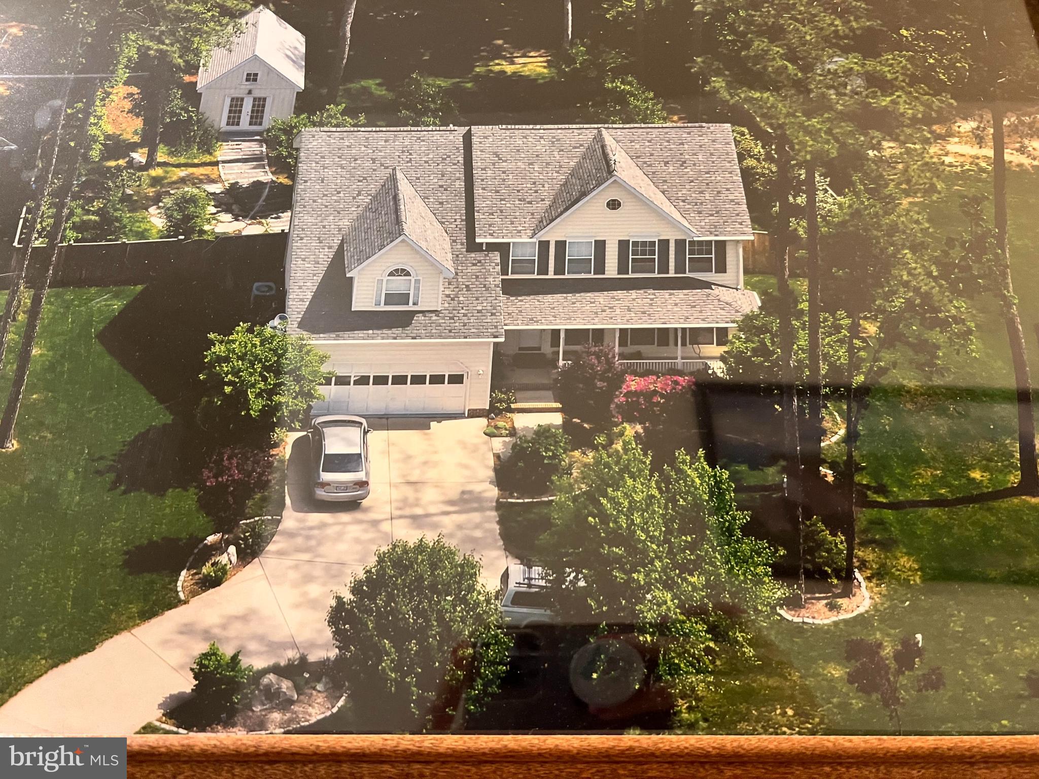 TALL PINES - Residential