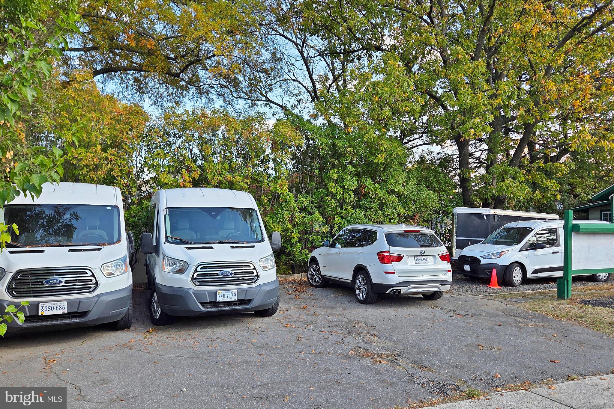 ARLINGTON RIDGE - Land