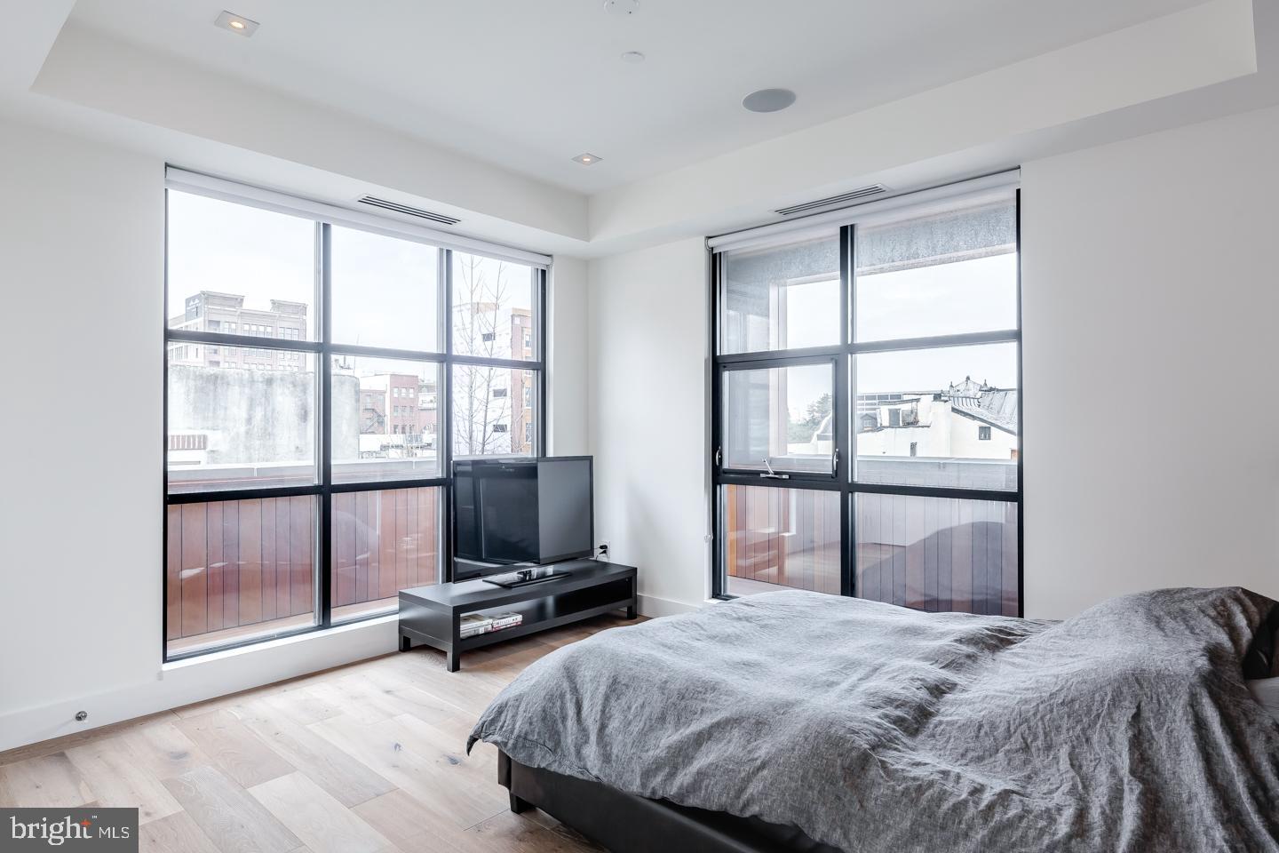 OLD CITY - Residential Lease