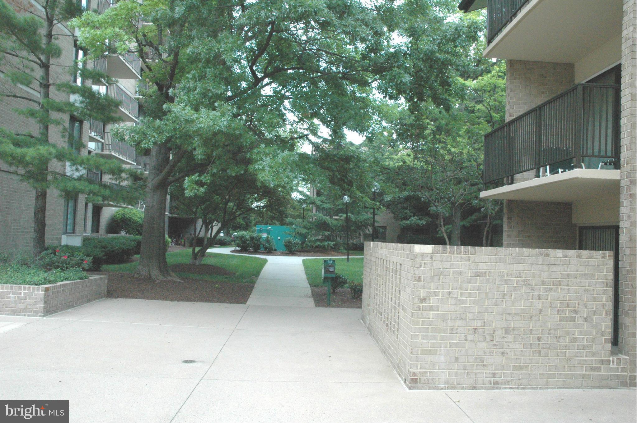 AMERICANA CENTRE - Residential