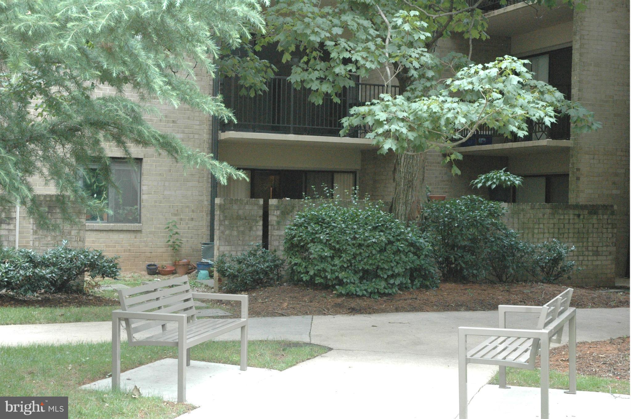 AMERICANA CENTRE - Residential