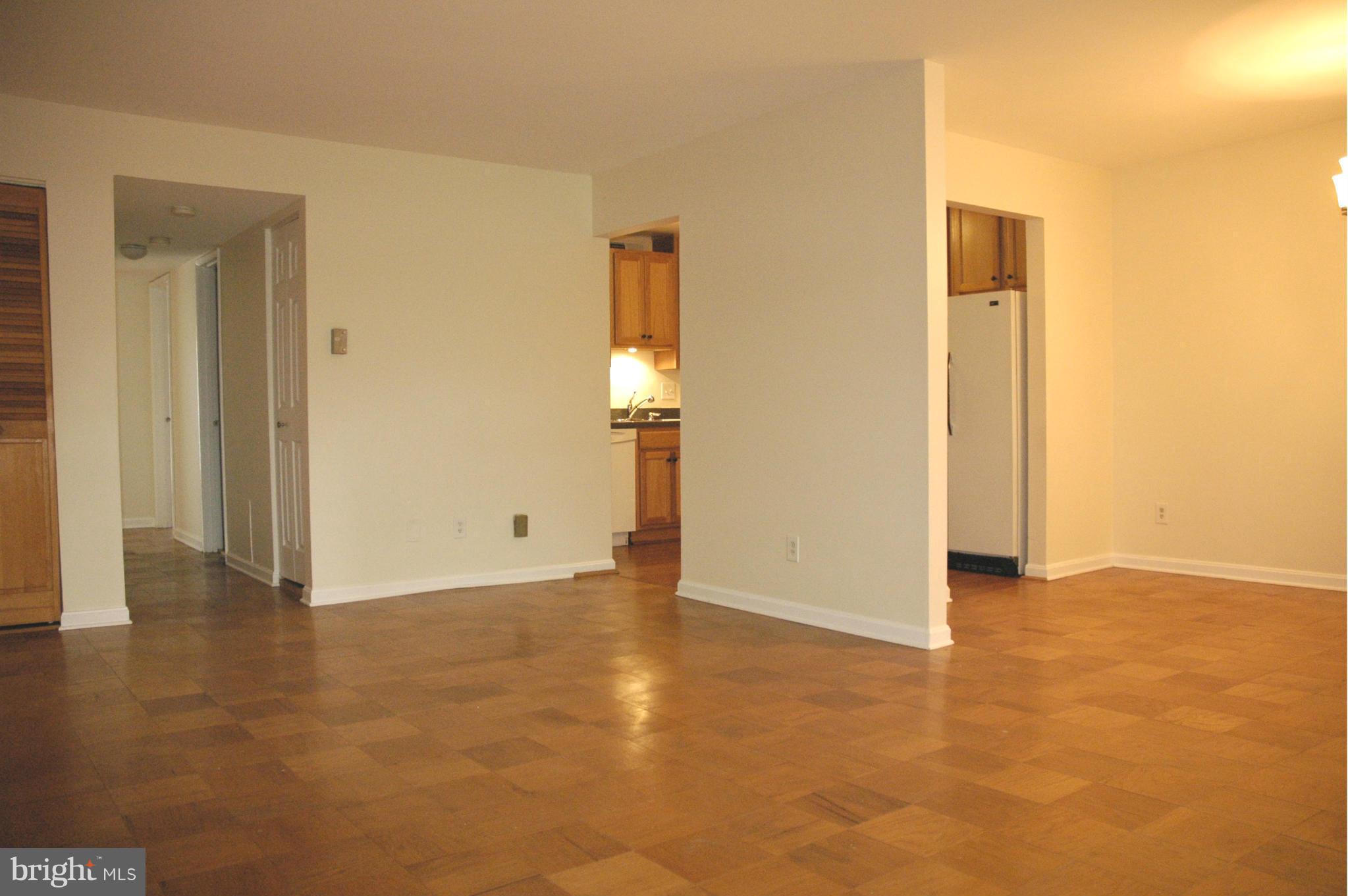 AMERICANA CENTRE - Residential