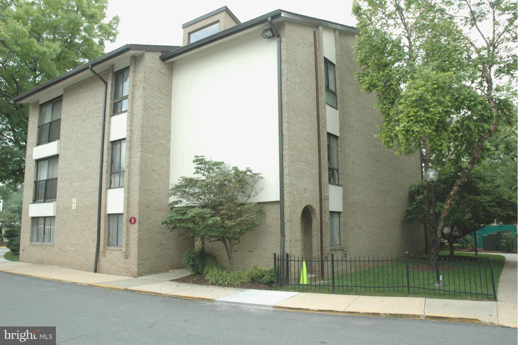 AMERICANA CENTRE - Residential