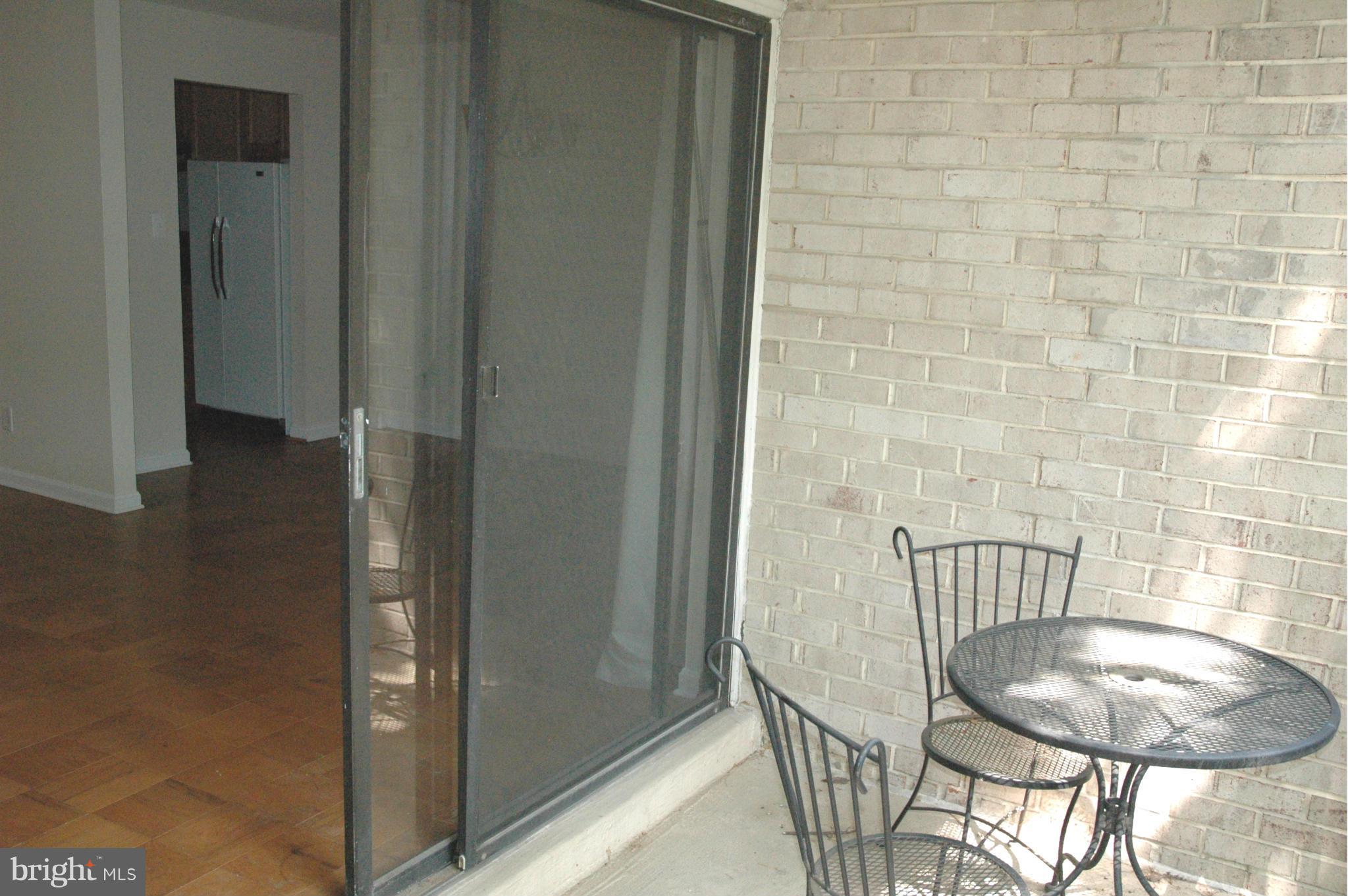 AMERICANA CENTRE - Residential