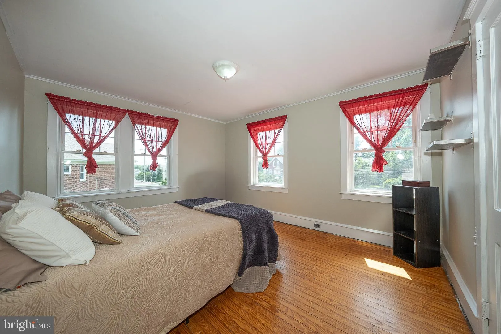 Royersford, Pennsylvania 19468, United States, 5 Bedrooms Bedrooms, ,2 BathroomsBathrooms,Residential,Active,178312