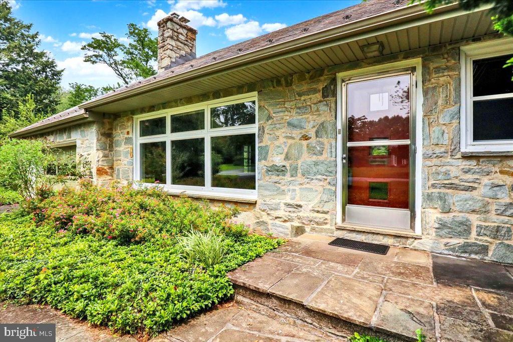 Photo of 1419 Clayton Road, LANCASTER, PA 17603 (MLS # PALA2074288)