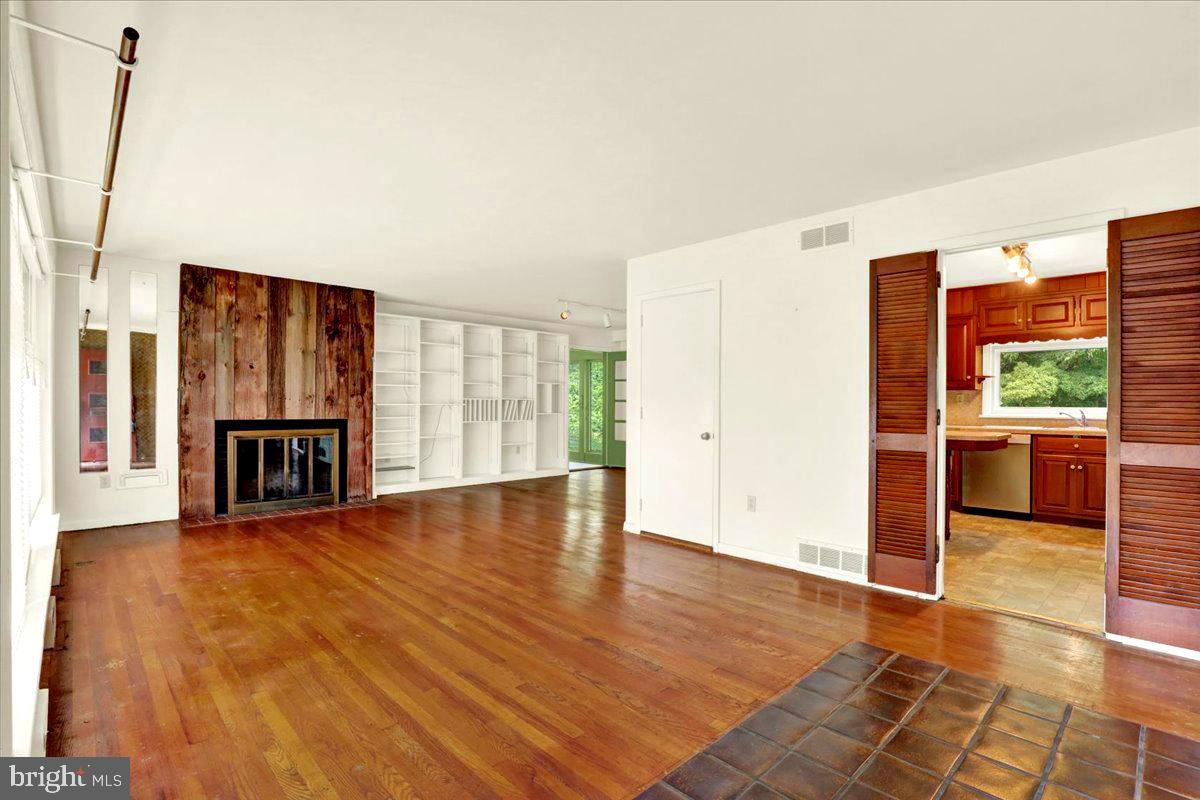 1419 CLAYTON ROAD