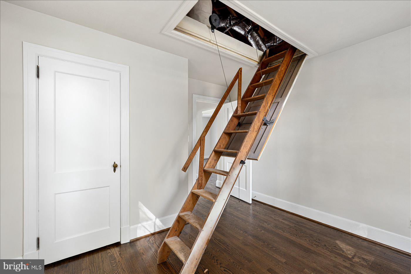 BELLVUE - Residential Lease