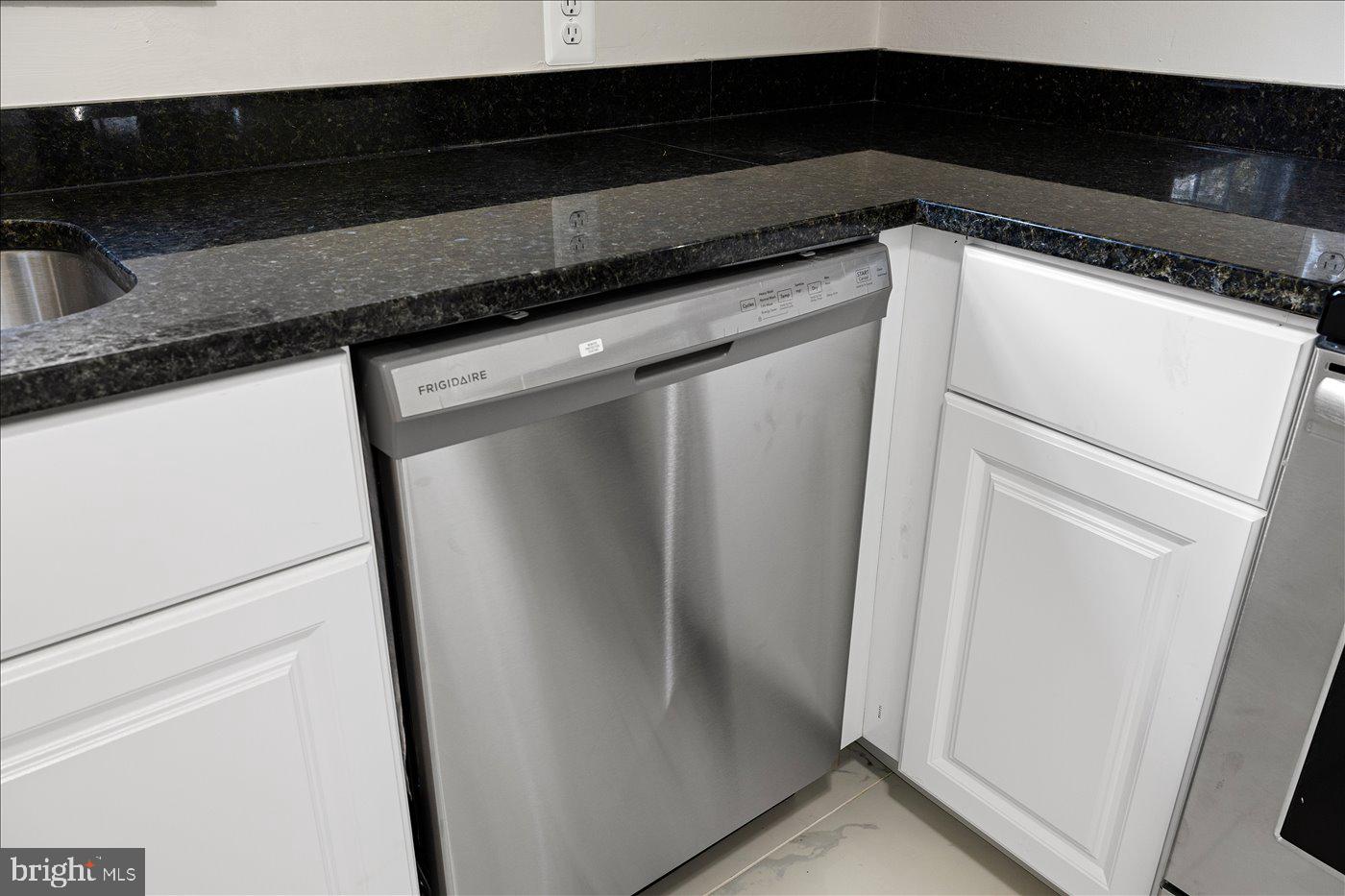 BELLVUE - Residential Lease