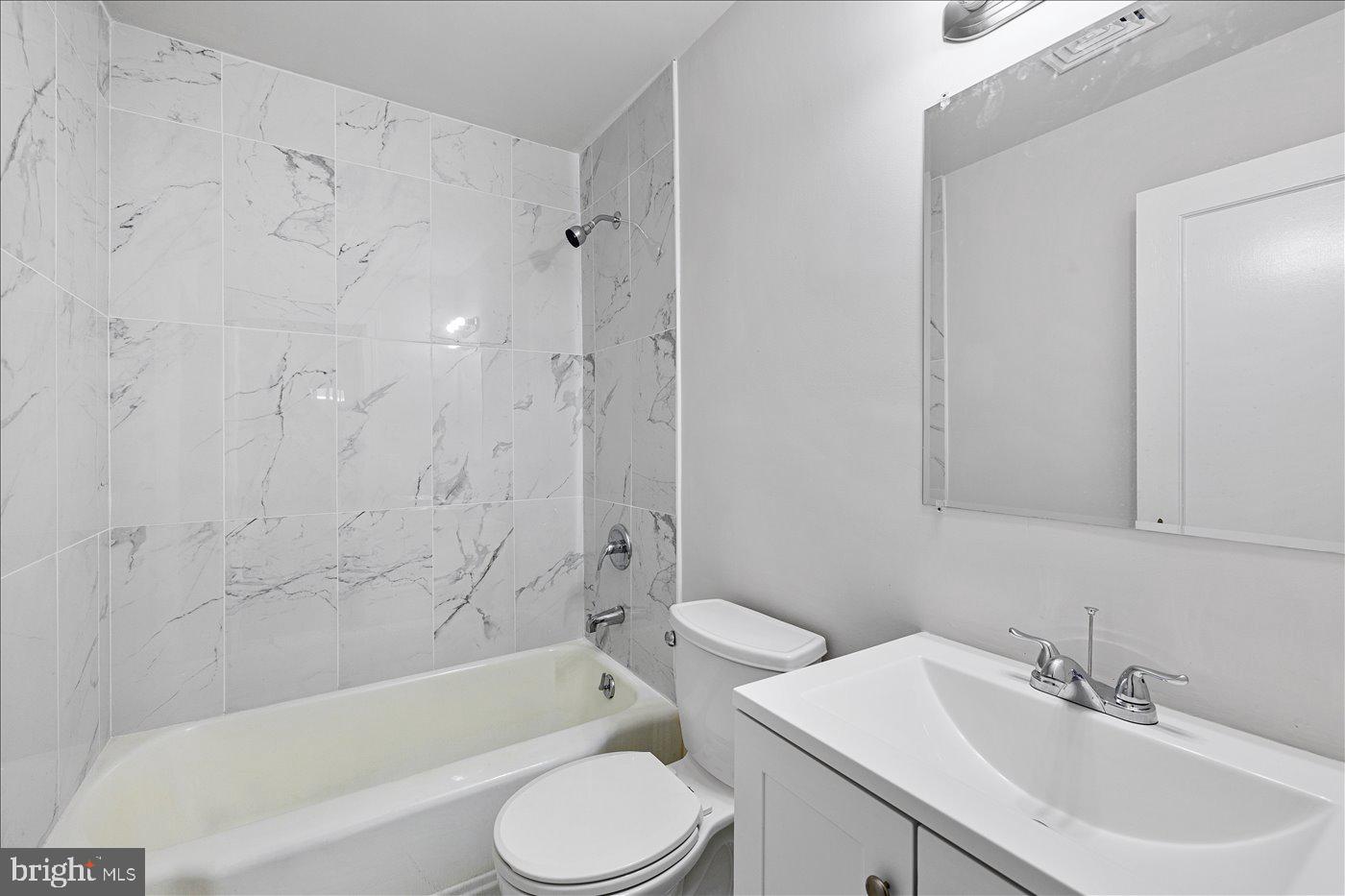 BELLVUE - Residential Lease