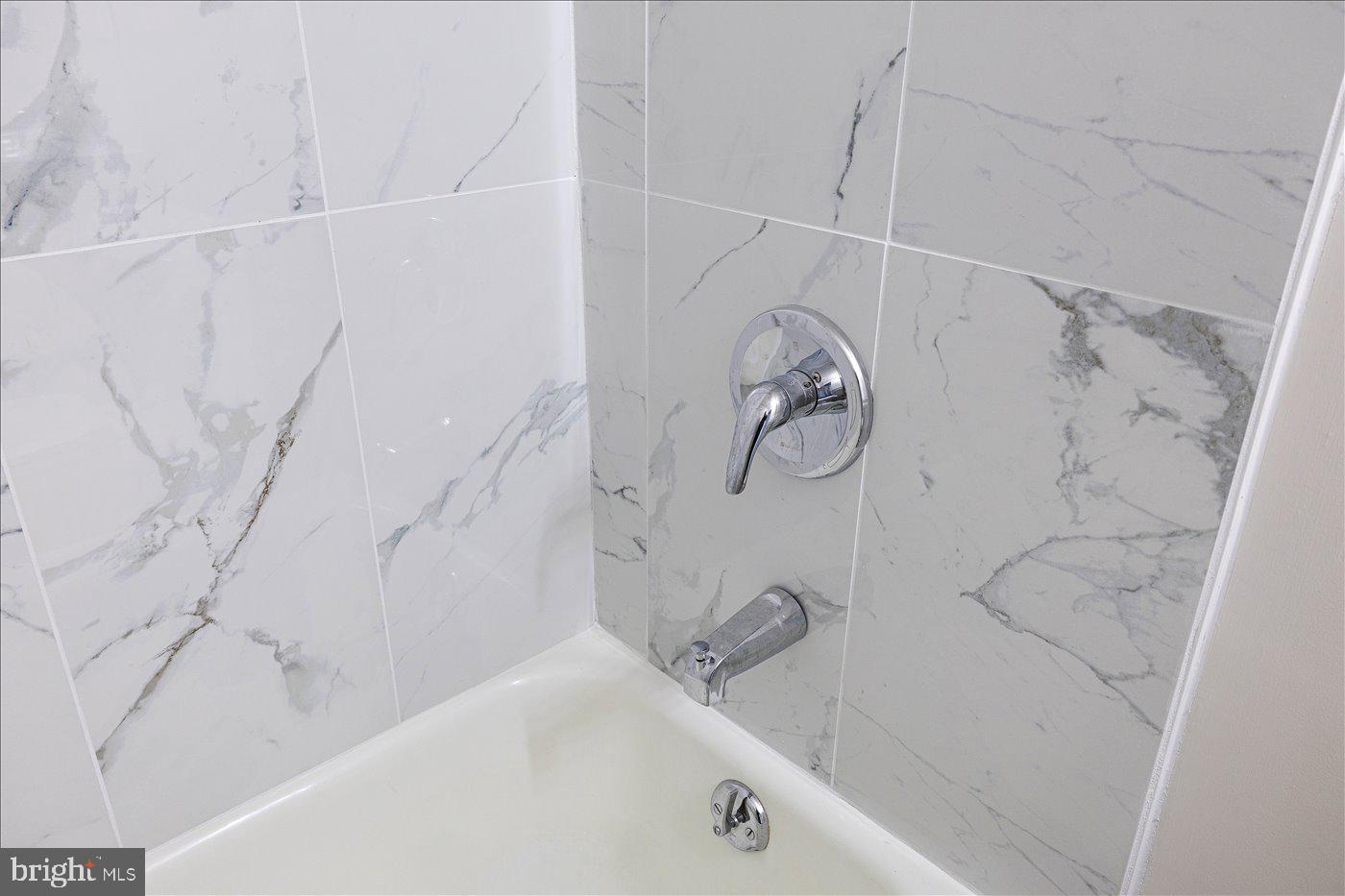 BELLVUE - Residential Lease