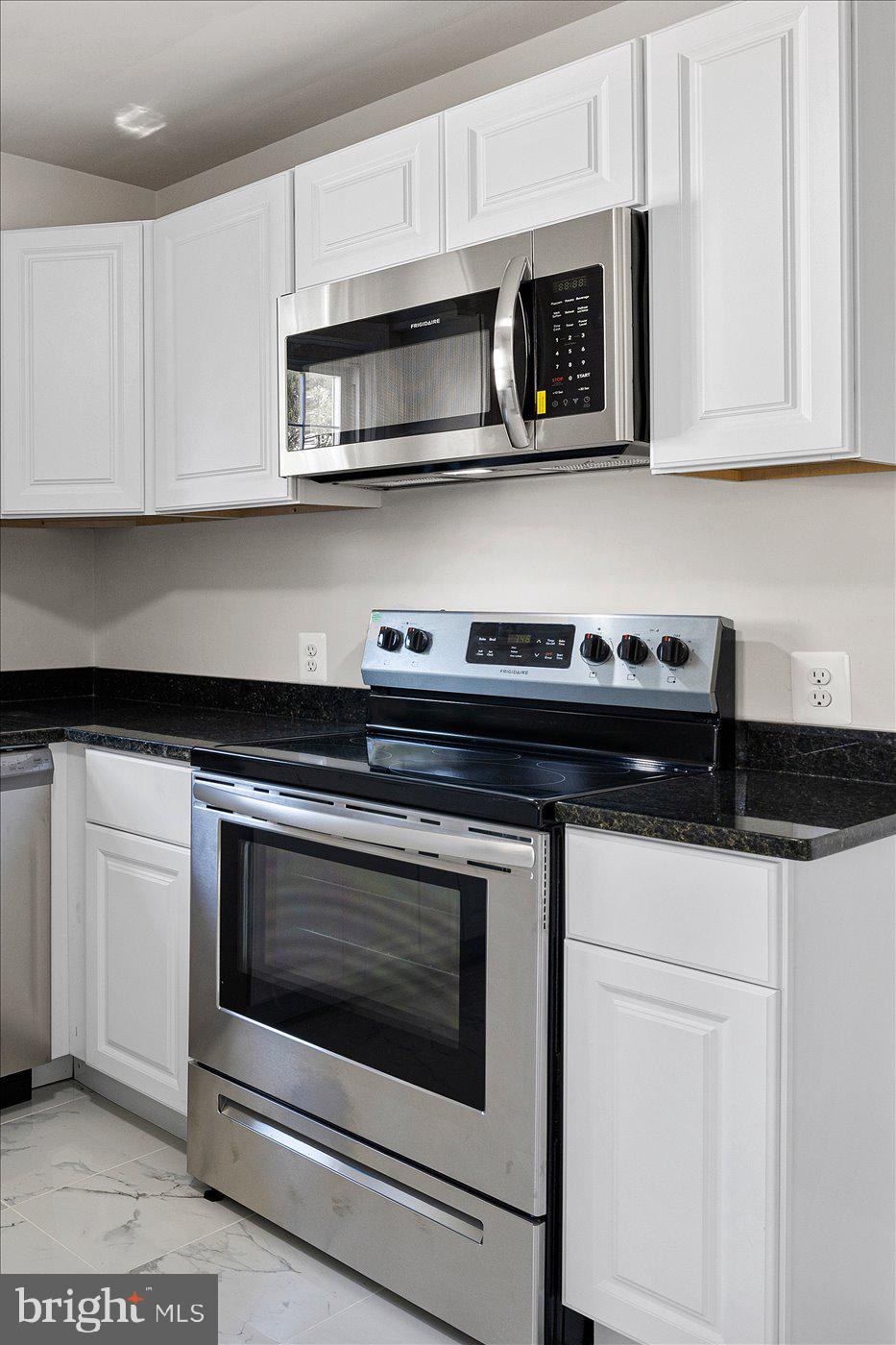 BELLVUE - Residential Lease