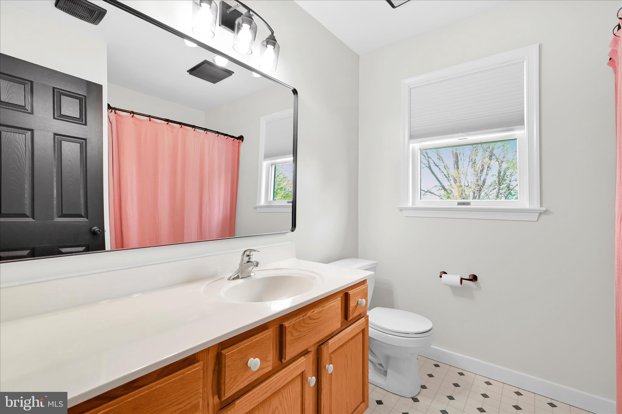 OAK LANE AREA - Residential