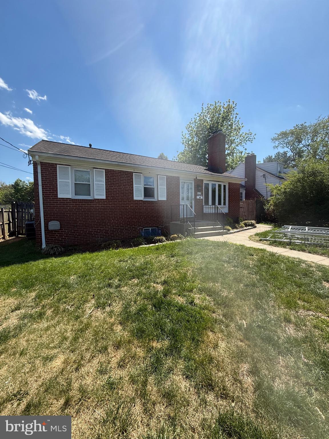 409 MCARTHUR DRIVE