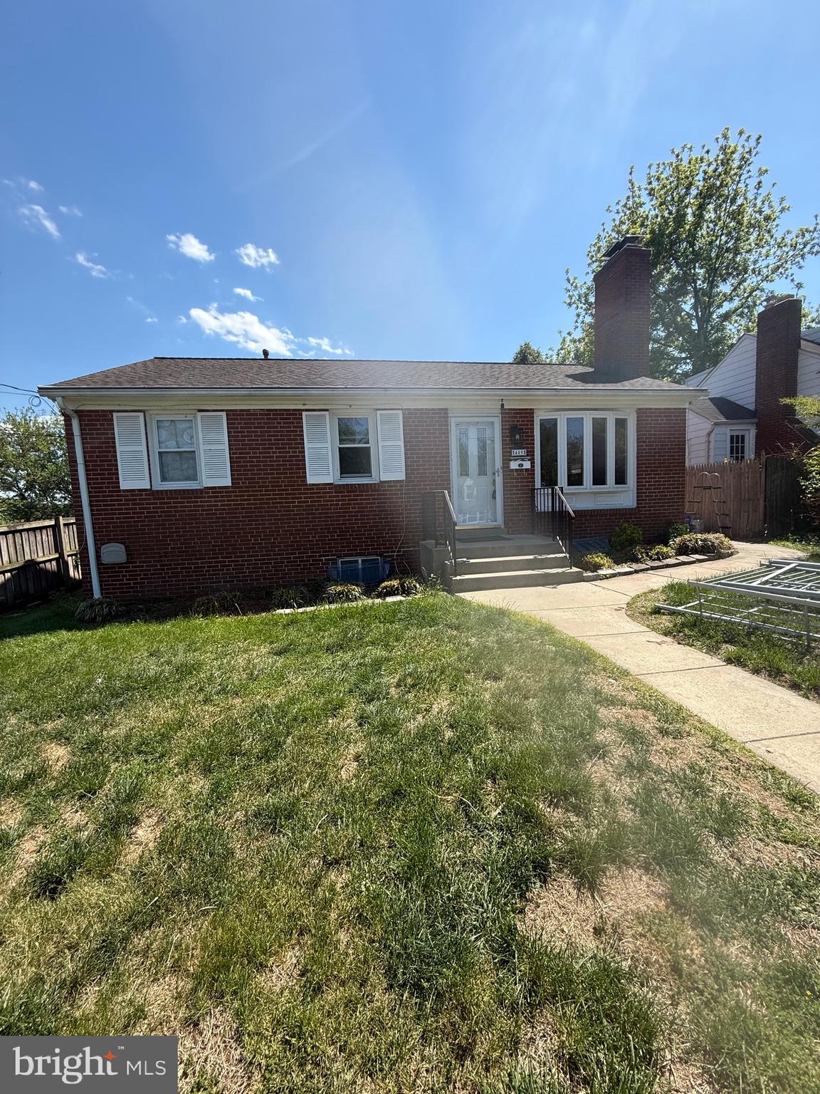 409 MCARTHUR DRIVE