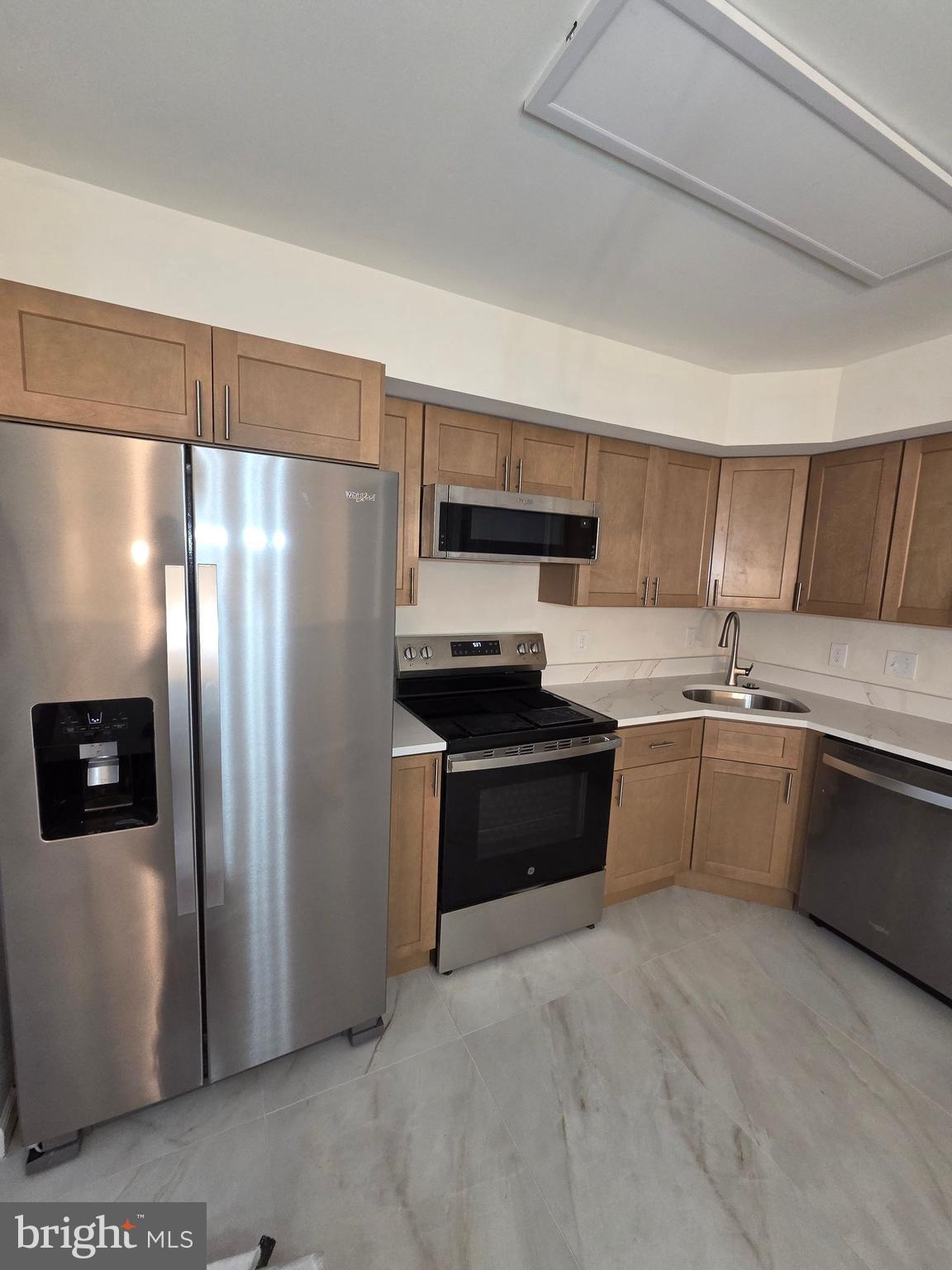 ELLICOTT MEADOWS - Residential Lease