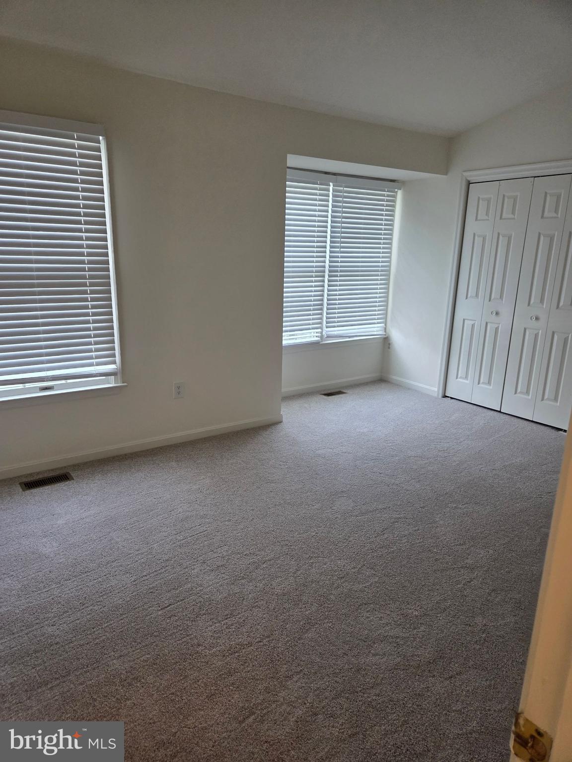 ELLICOTT MEADOWS - Residential Lease