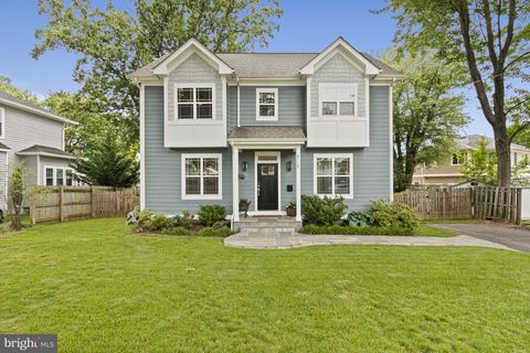 6716 WESTLAWN DRIVE FALLS CHURCH VA 22042