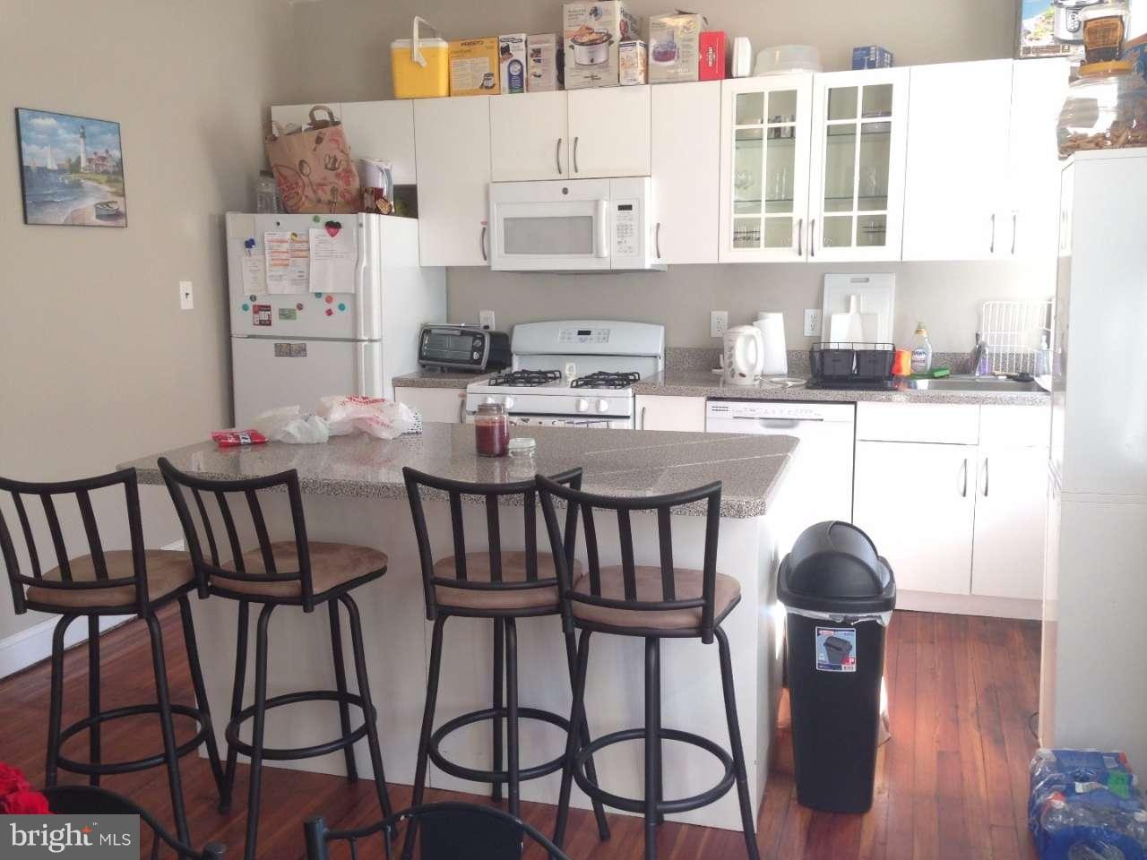 1527 SPRUCE STREET 43