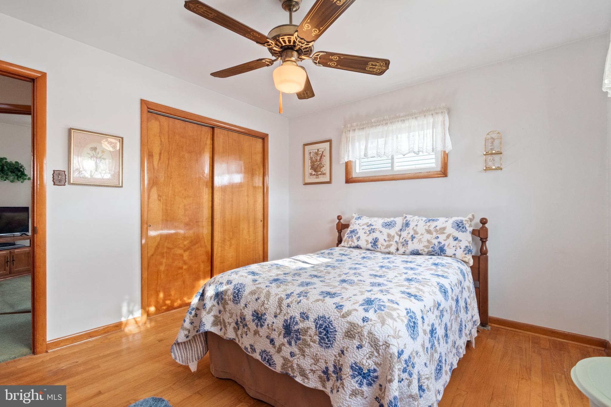ROSELAND HEIGHTS - Residential