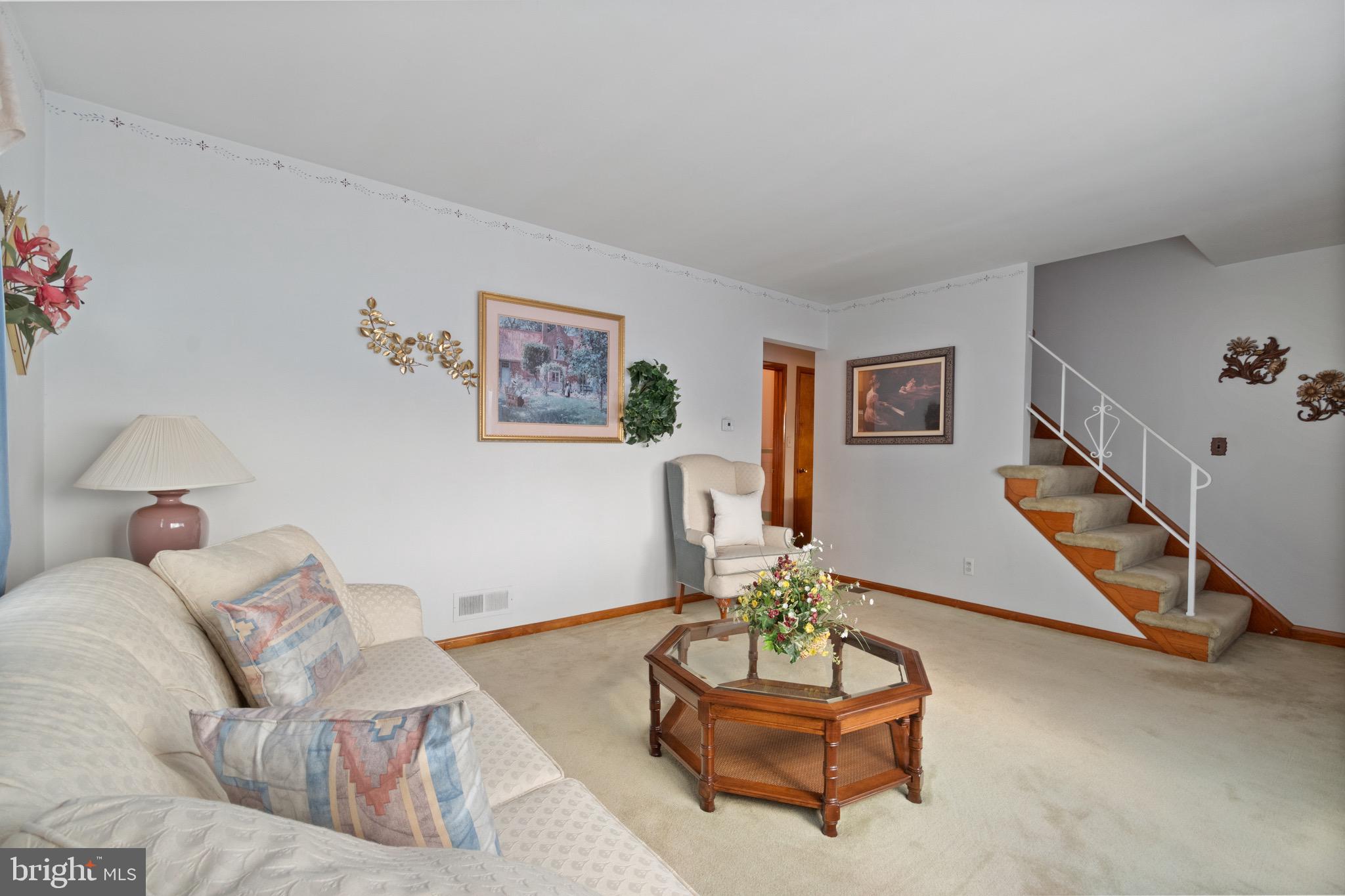 ROSELAND HEIGHTS - Residential
