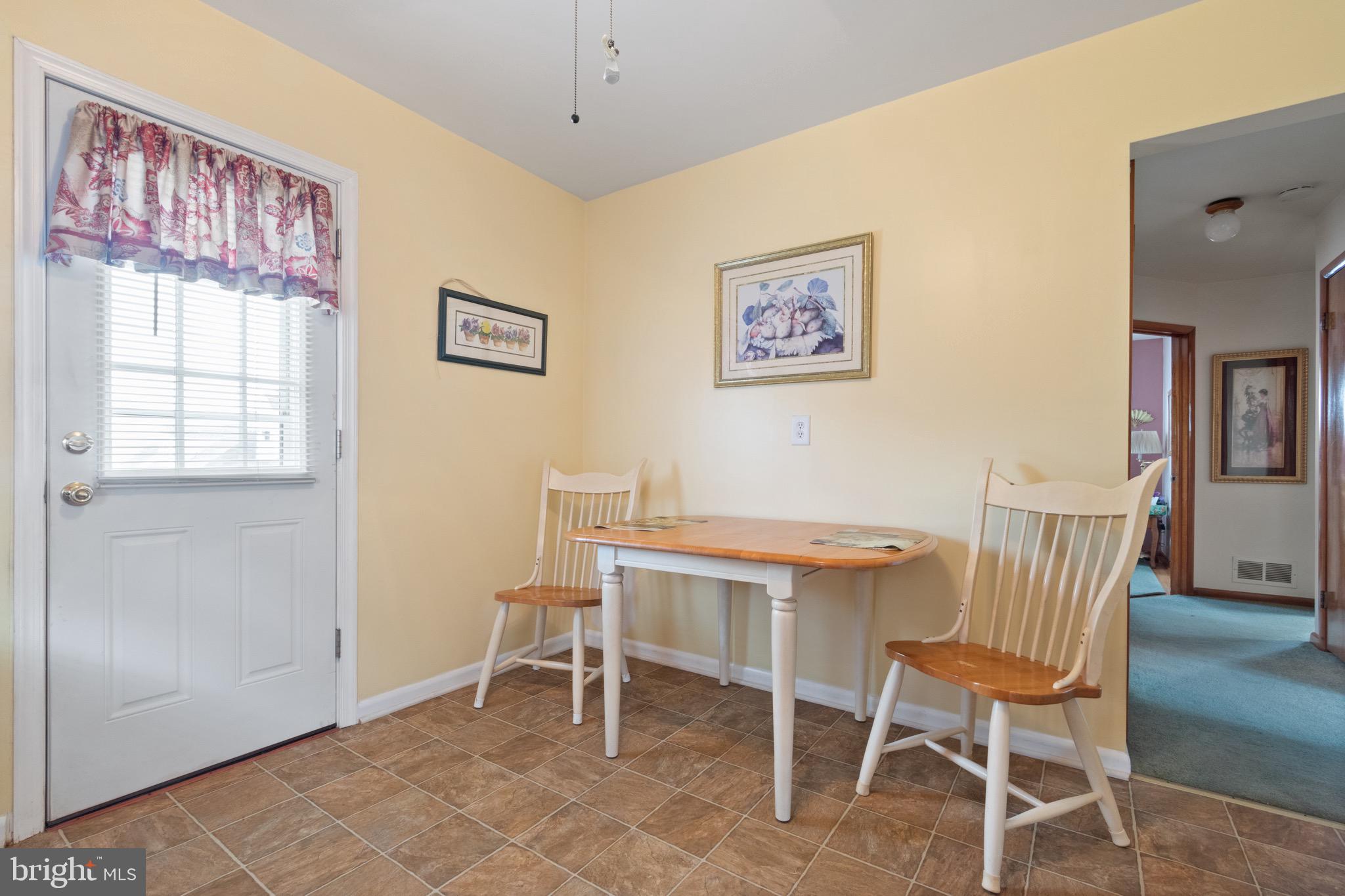 ROSELAND HEIGHTS - Residential