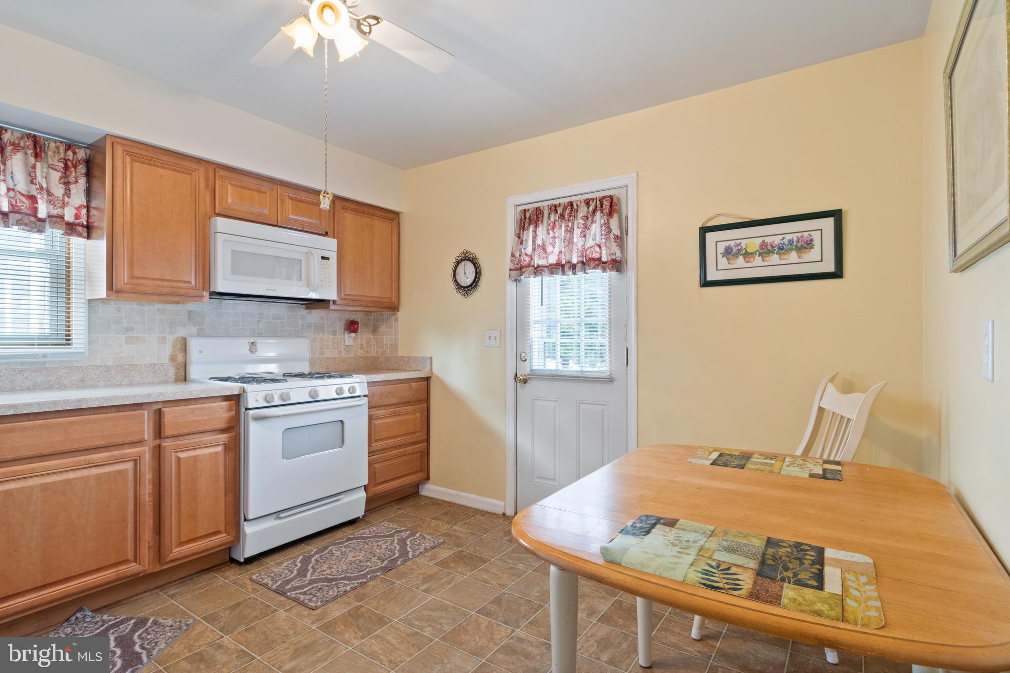 ROSELAND HEIGHTS - Residential