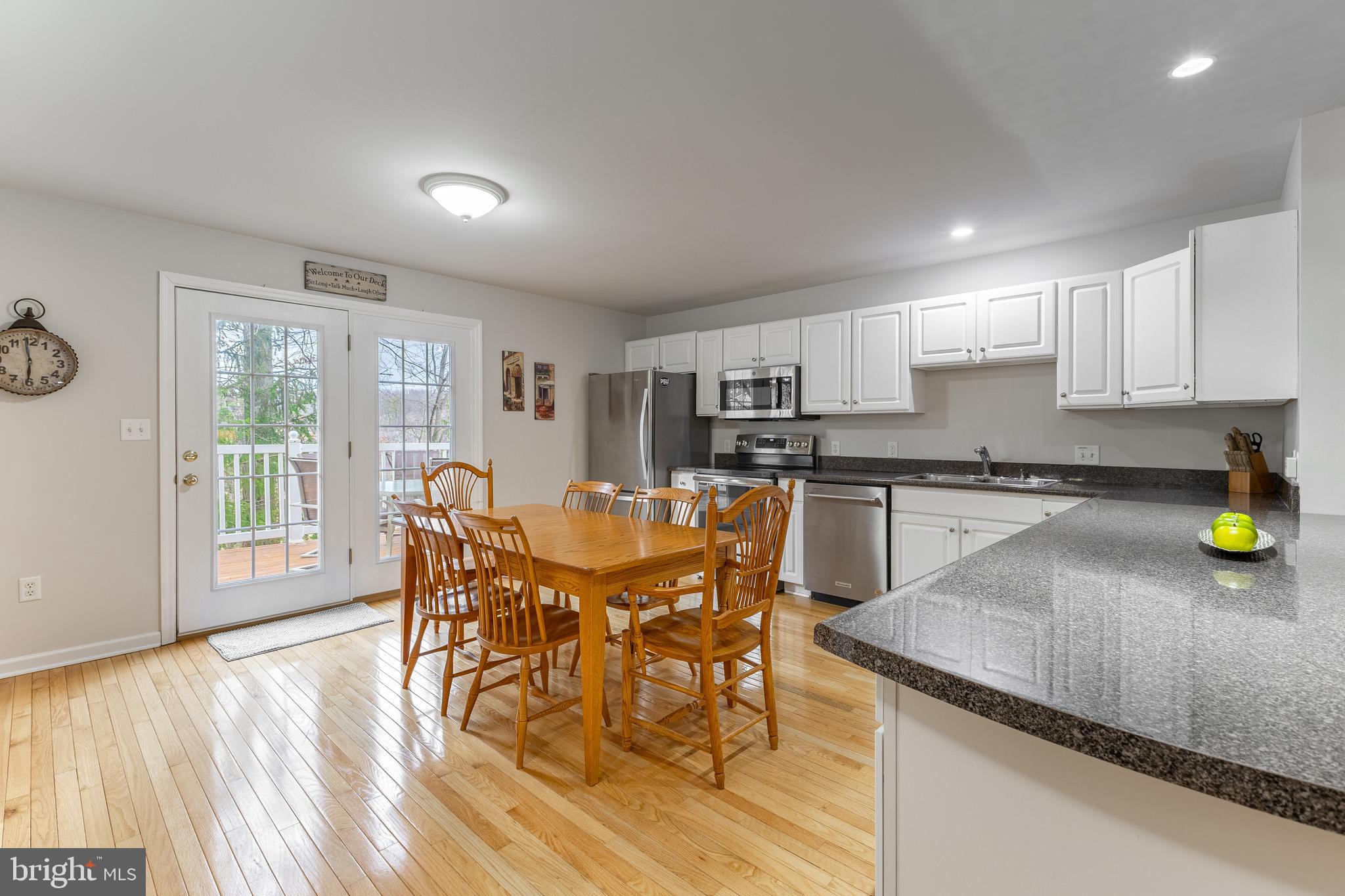 SIENNA WOODS - Residential