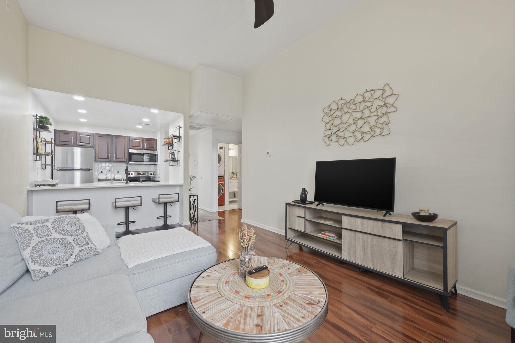 1601 SPRING GARDEN STREET 313