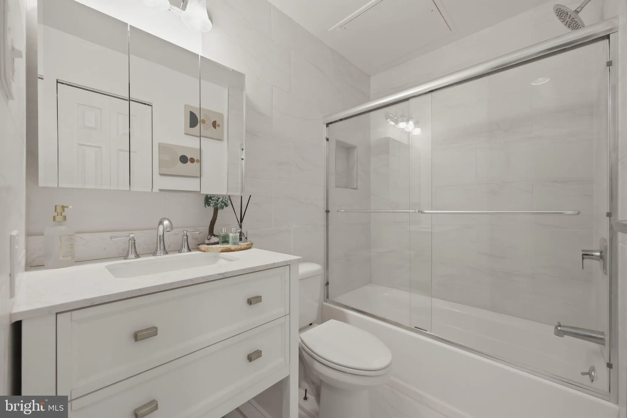 Additional image 34 of 1601 Spring Garden Street Unit 313, Philadelphia, PA 19130