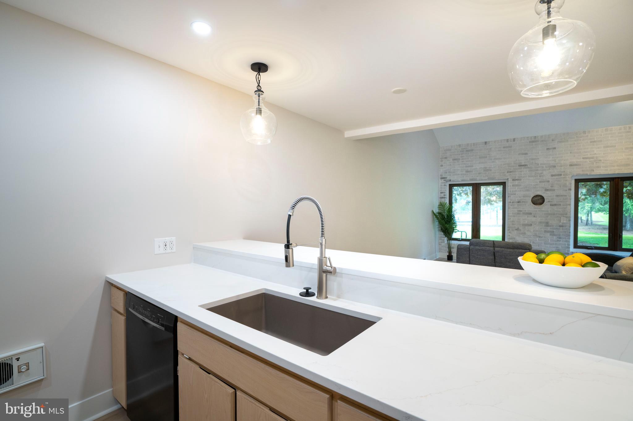 AARON VILLAGE - Residential