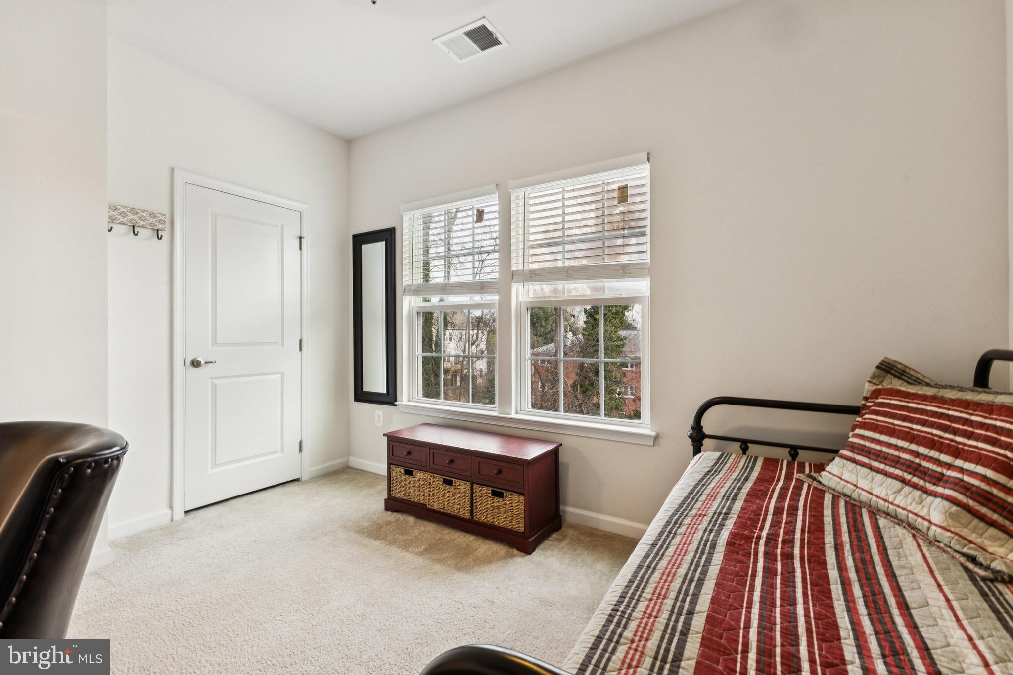 FEATHERSTONE STATION CONDOMINIUMS - Residential