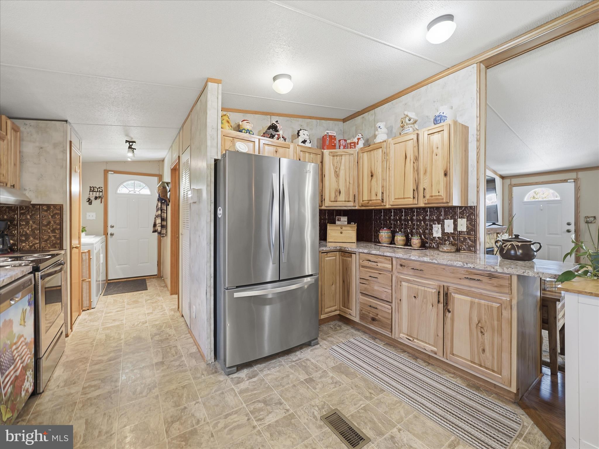 APPLEWAY - Residential