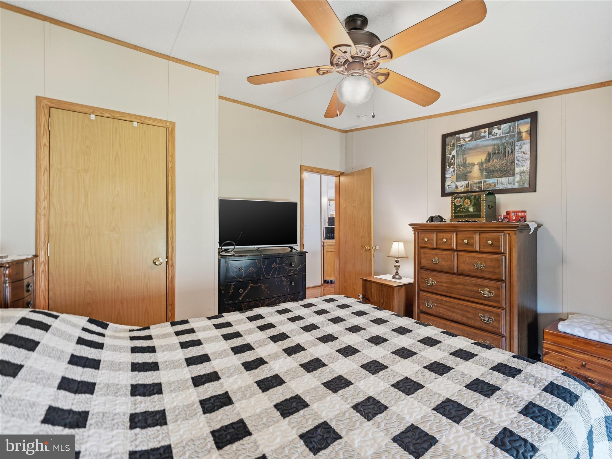 APPLEWAY - Residential