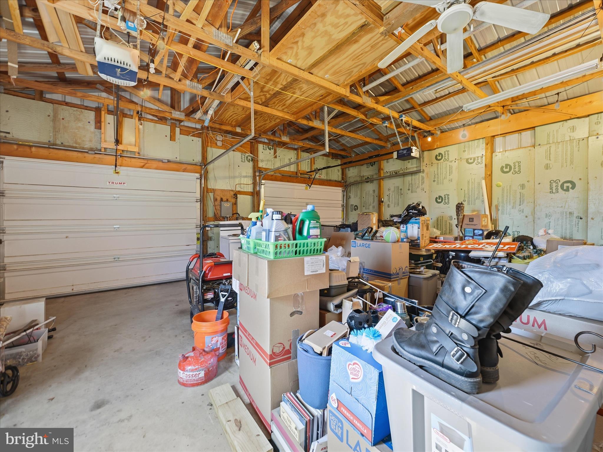 APPLEWAY - Residential