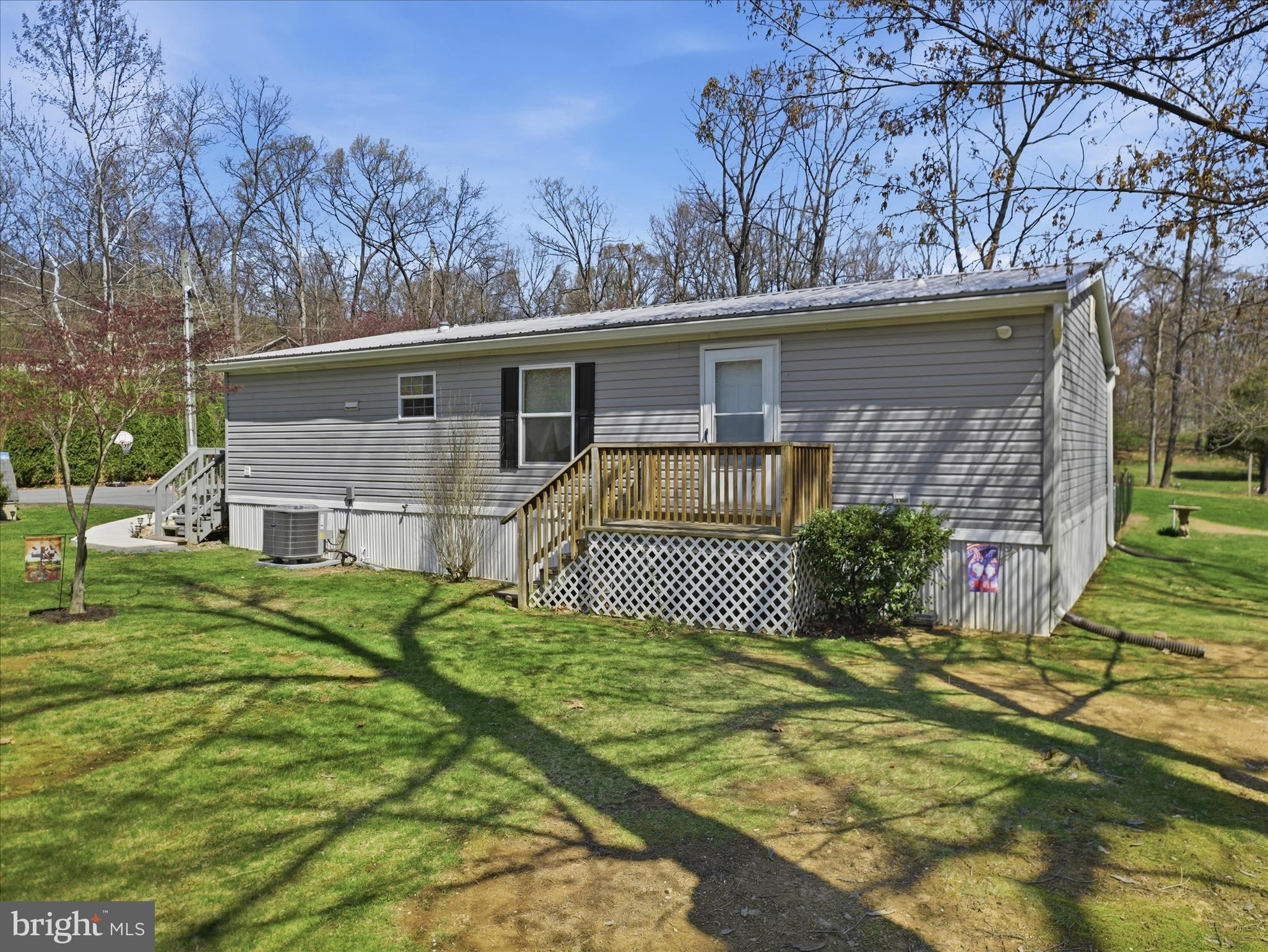 APPLEWAY - Residential