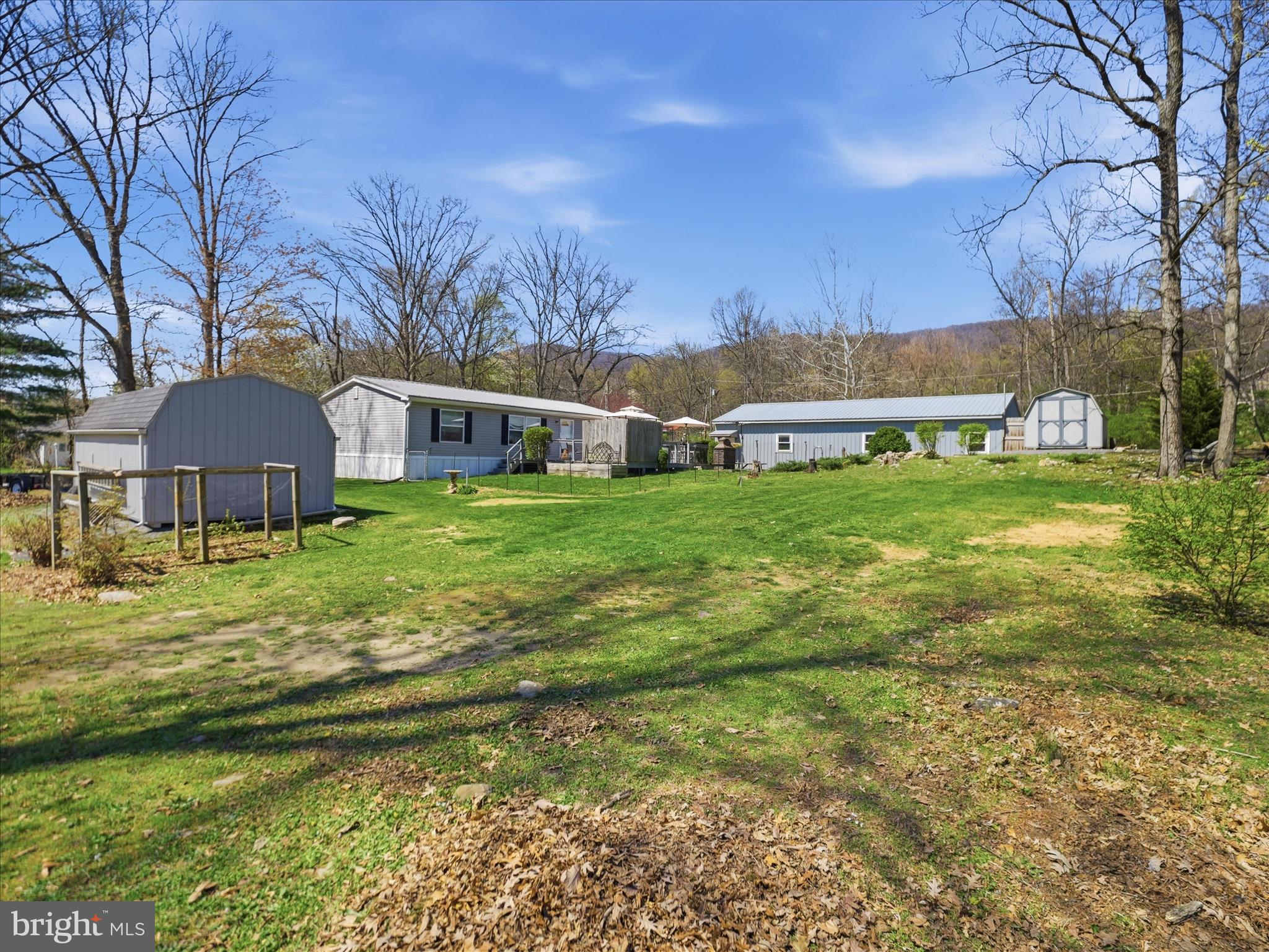 APPLEWAY - Residential