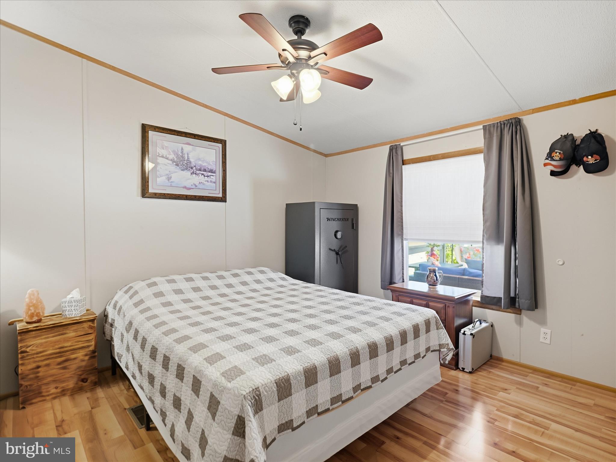 APPLEWAY - Residential