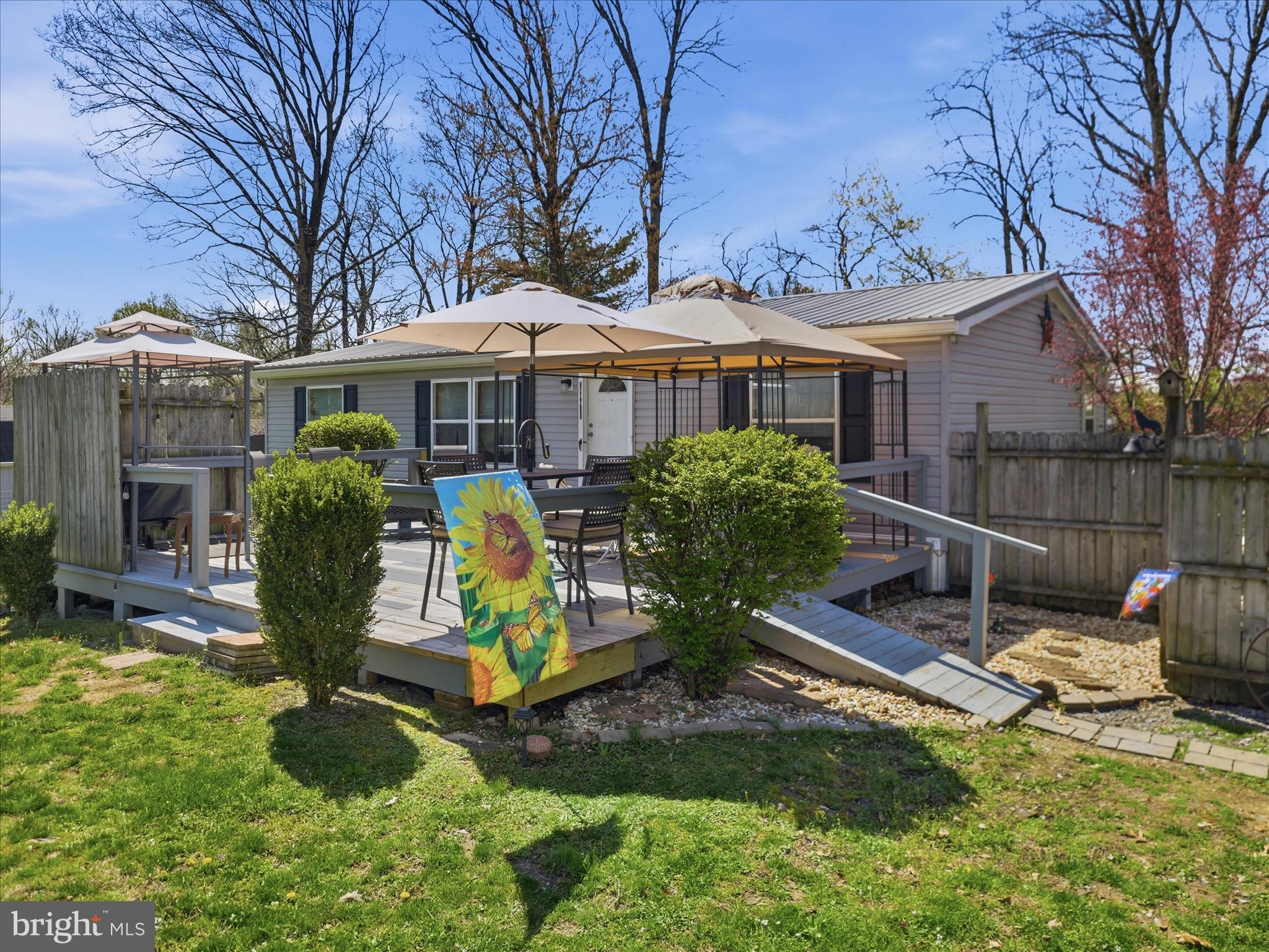 APPLEWAY - Residential